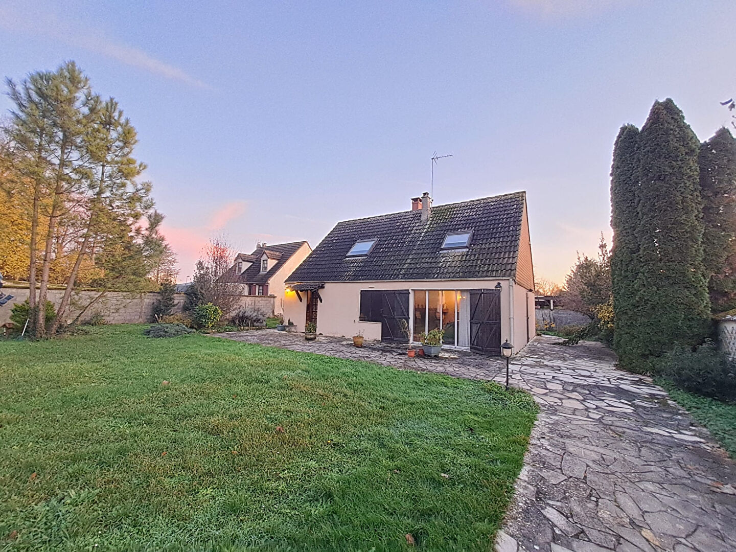 Maison DOURDAN (91410) 6 pi&egrave;ces 117.00 m&sup2;