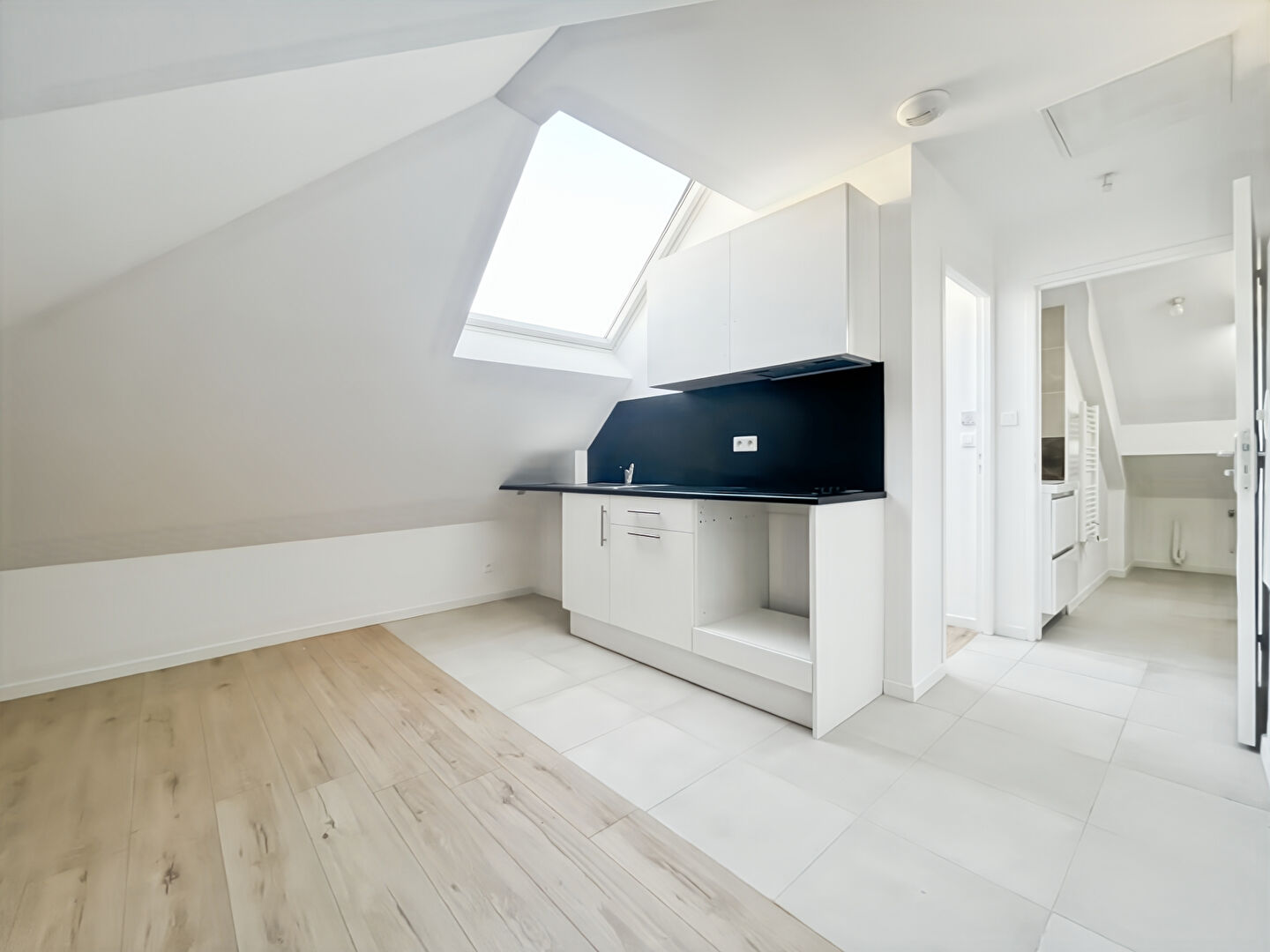 Appartement ETAMPES (91150) 1 pièce 15.57 m²