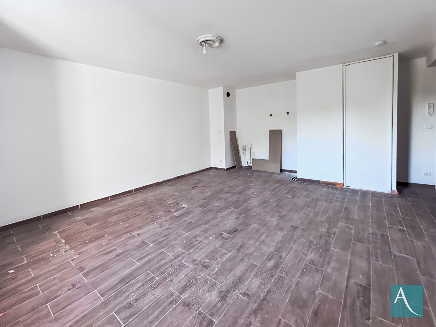 Étréchy (91) Exclusif 119 610 € Appartement 3 pièces , 2 chambres 56.00 m²