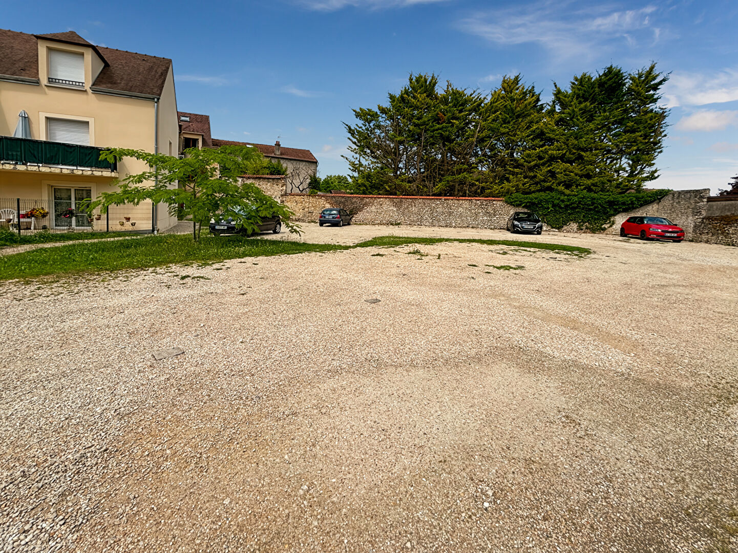 Parking / box ETAMPES (91150)