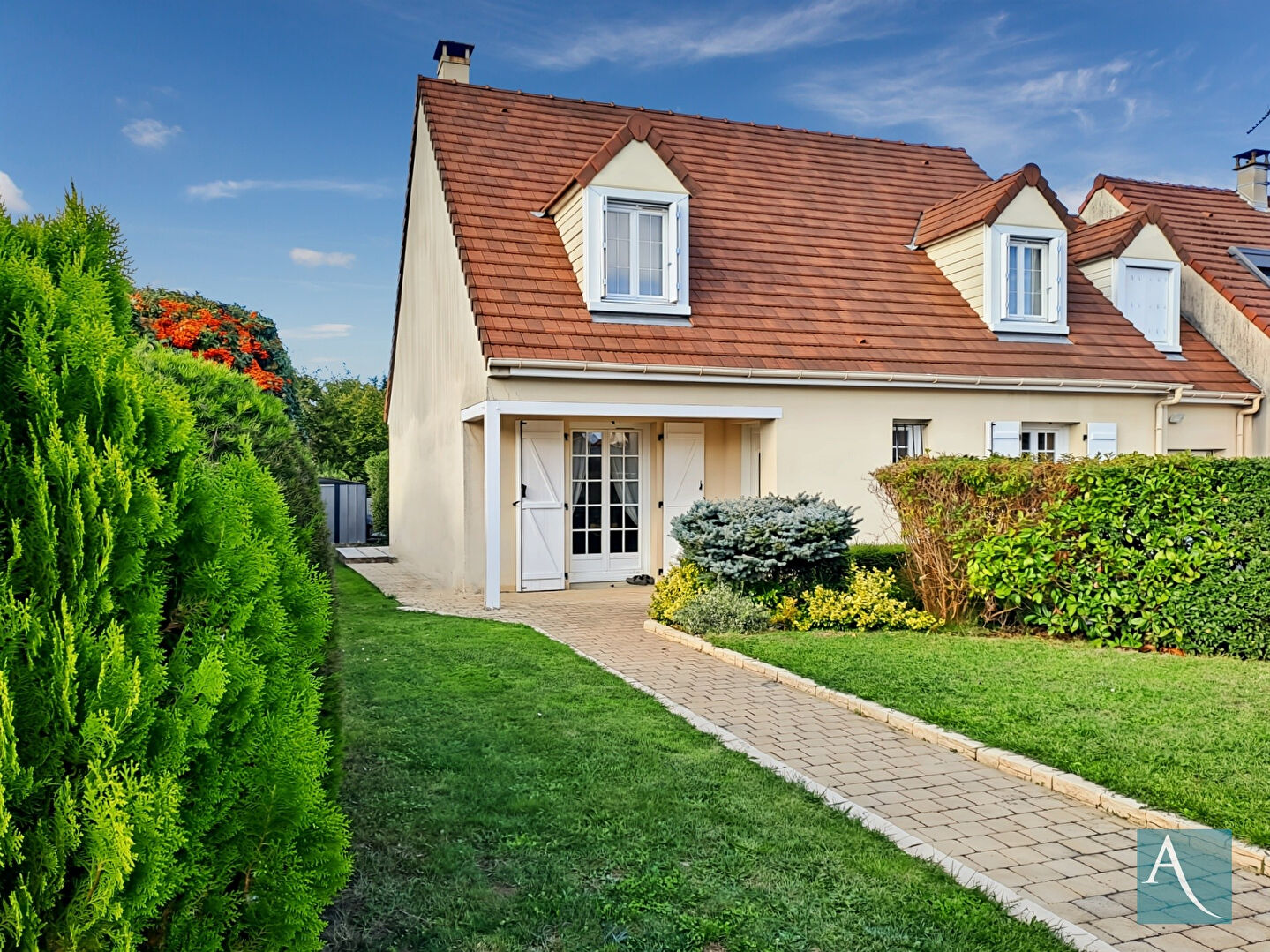 Maison EGLY (91520) 8 pièces 150.00 m²