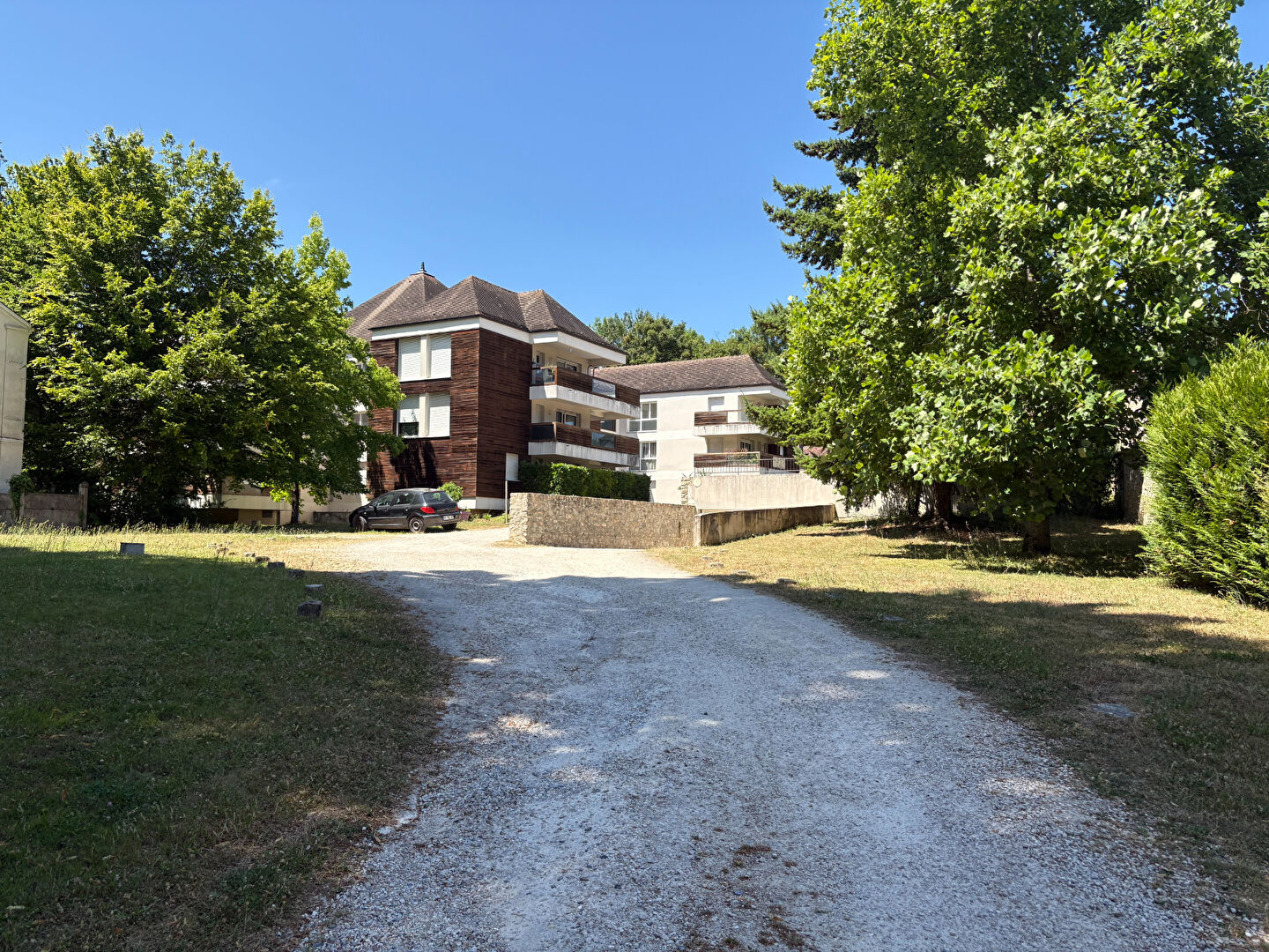 Appartement LARDY (91510) 4 pi&egrave;ces 100.00 m&sup2;