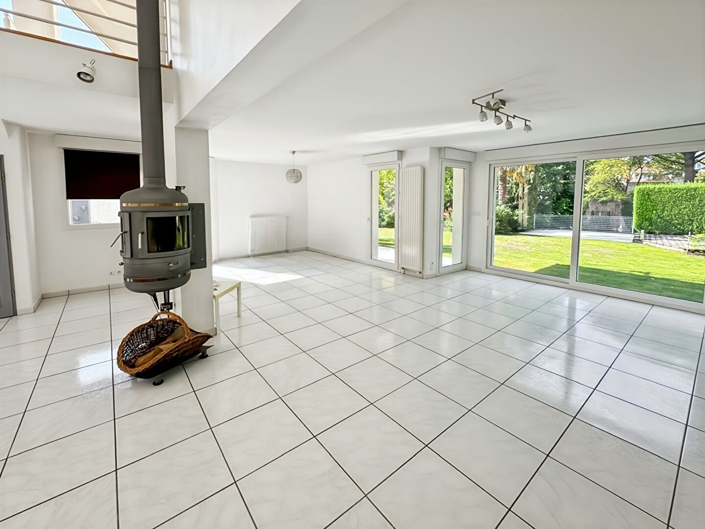 Maison ARPAJON (91290) 6 pi&egrave;ces 194.00 m&sup2;