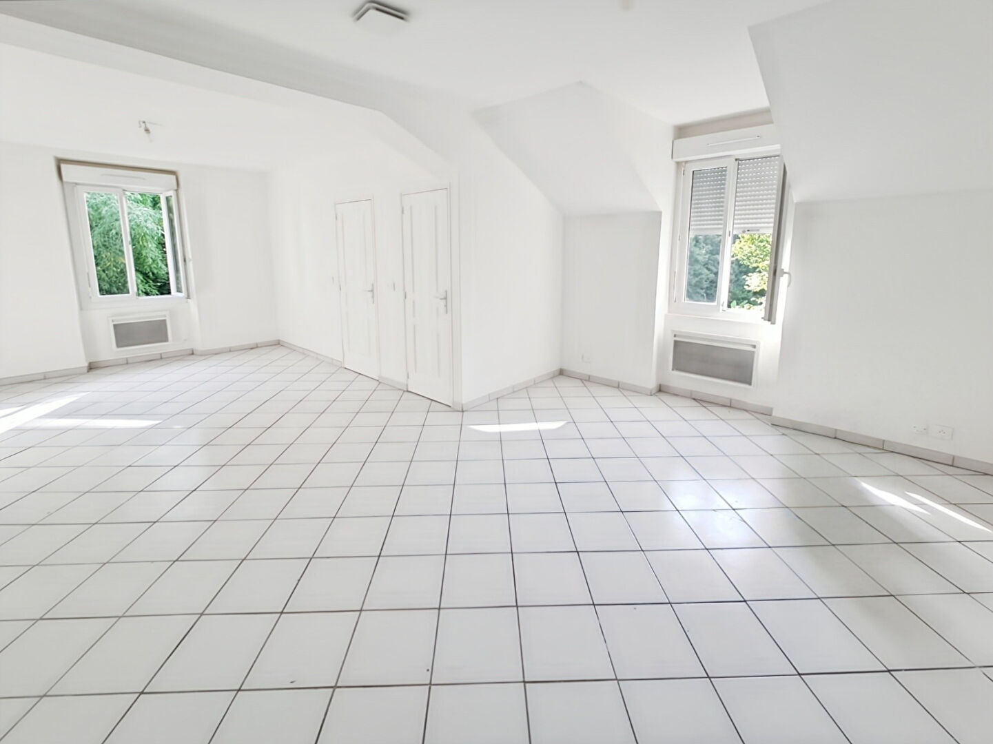 Appartement SAINT CHERON (91530) 2 pi&egrave;ces 39.55 m&sup2;