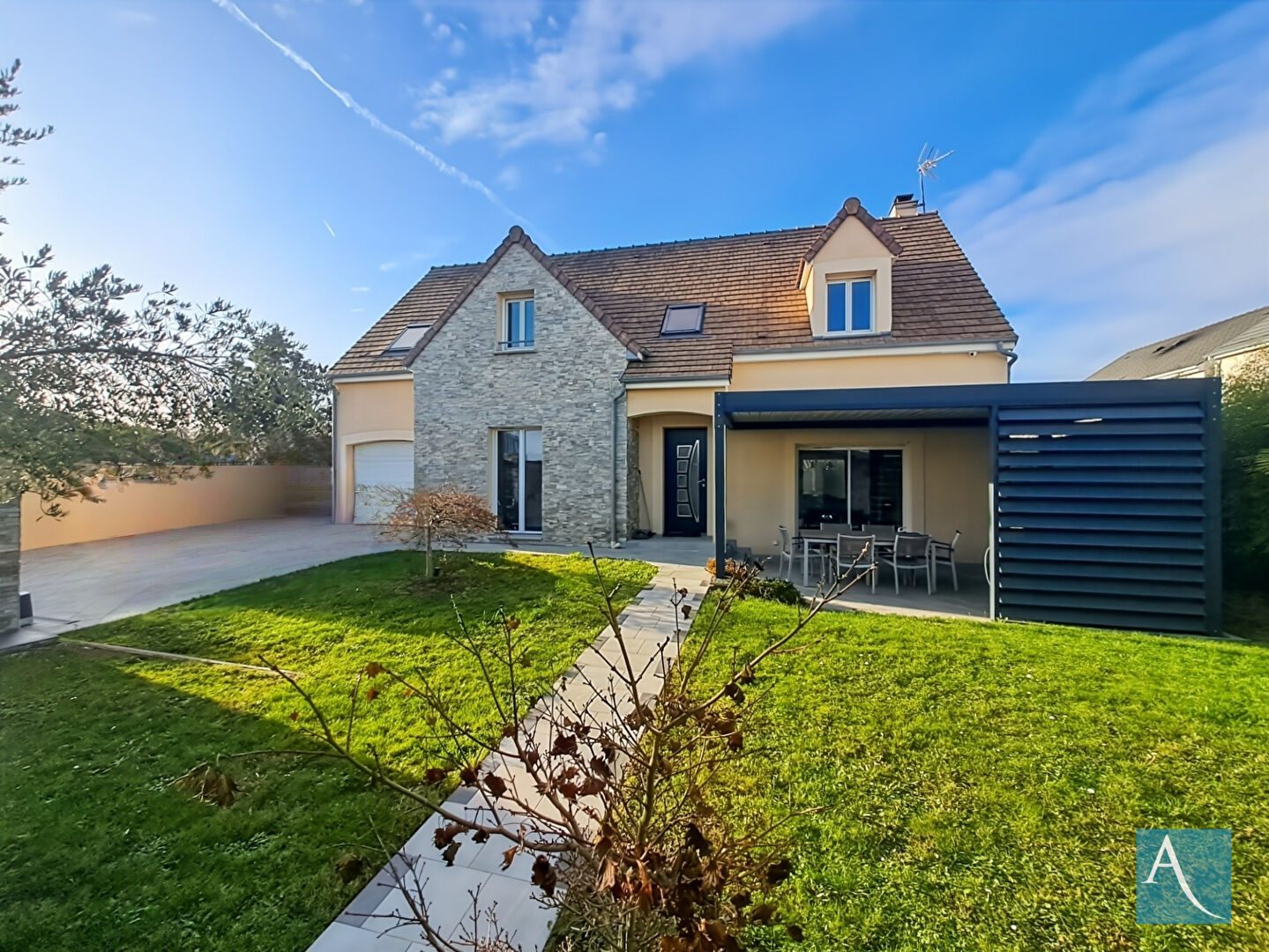 Maison OLLAINVILLE (91340) 7 pi&egrave;ces 171.00 m&sup2;