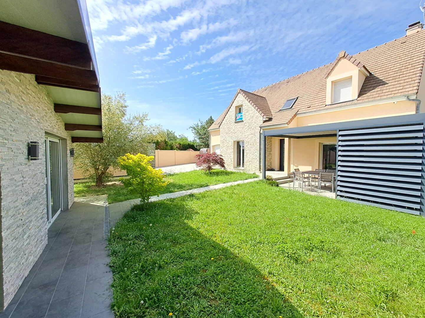 Maison OLLAINVILLE (91340) 7 pi&egrave;ces 171.00 m&sup2;