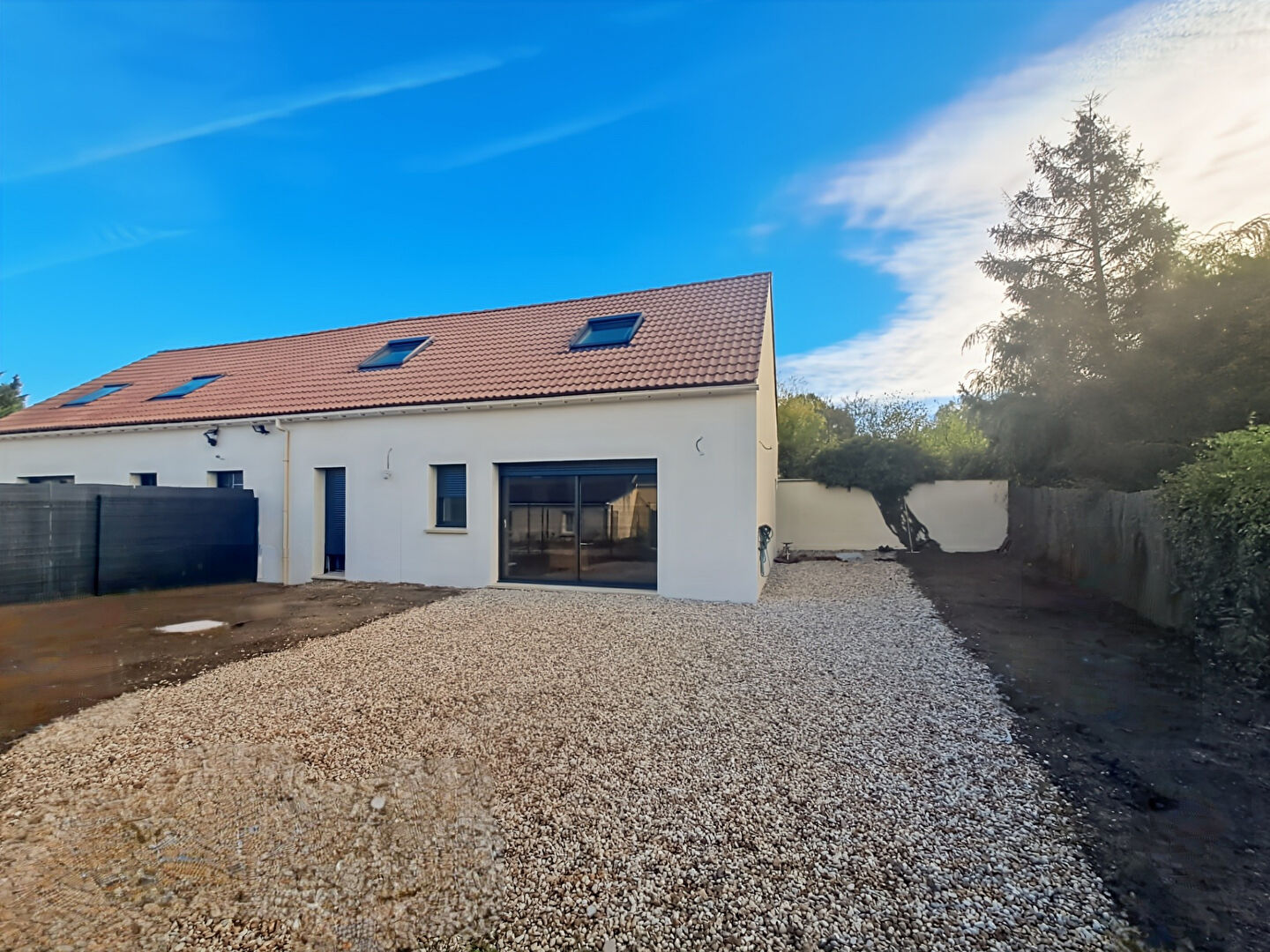 Sermaise (91) Exclusif 299 870 € Maison 5 pièces , 3 chambres 100.50 m² Avec jardin