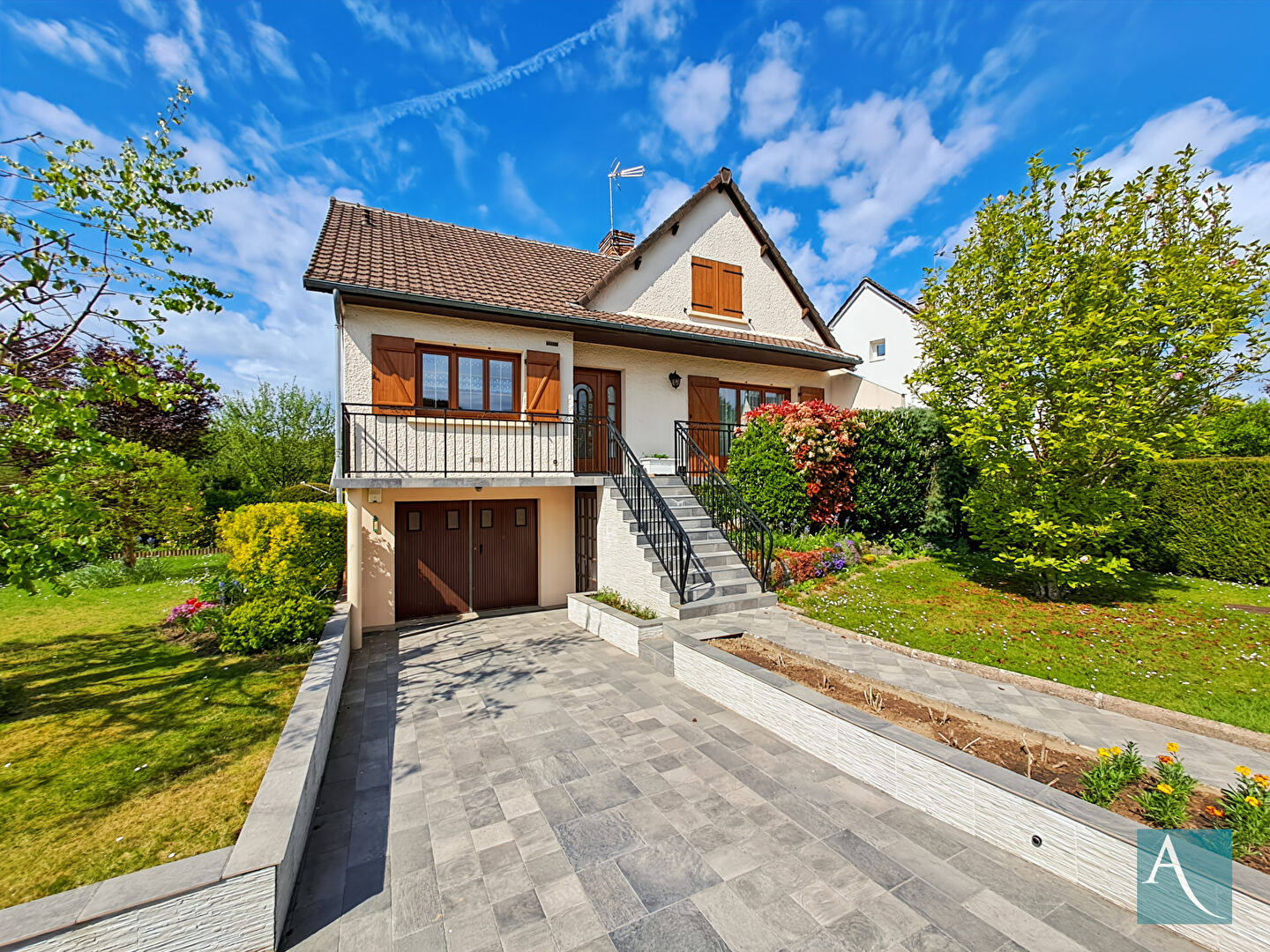 Maison OLLAINVILLE (91340) 6 pi&egrave;ces 136.00 m&sup2;