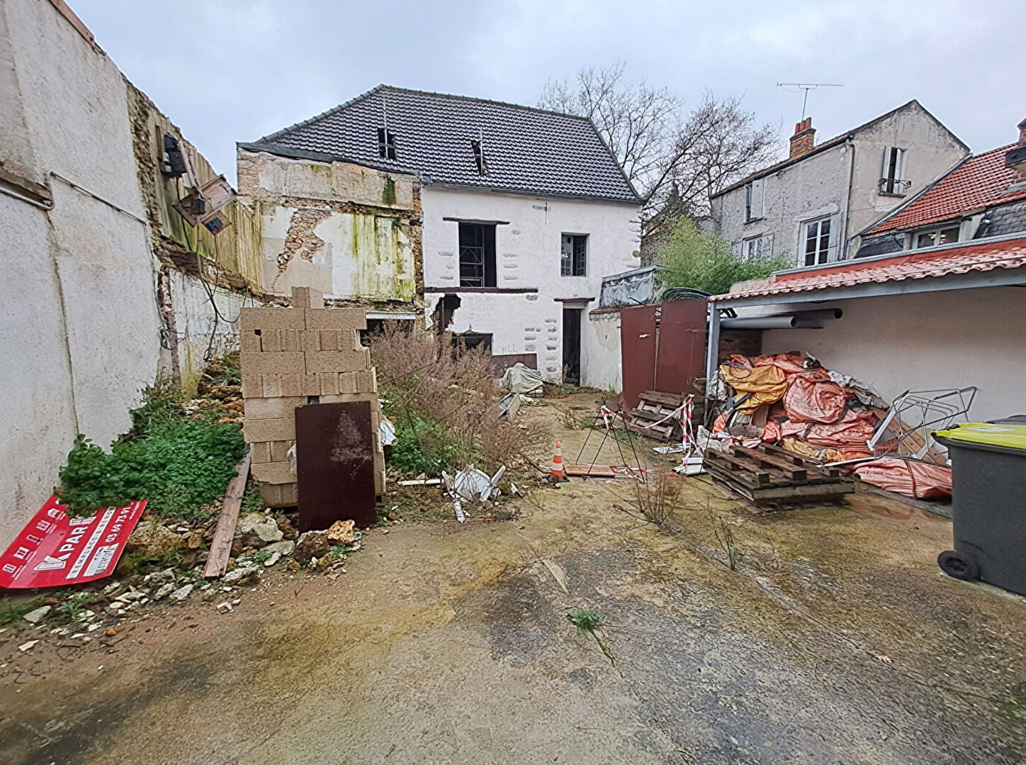 Immeuble ARPAJON (91290) 22 pi&egrave;ces 331.00 m&sup2;