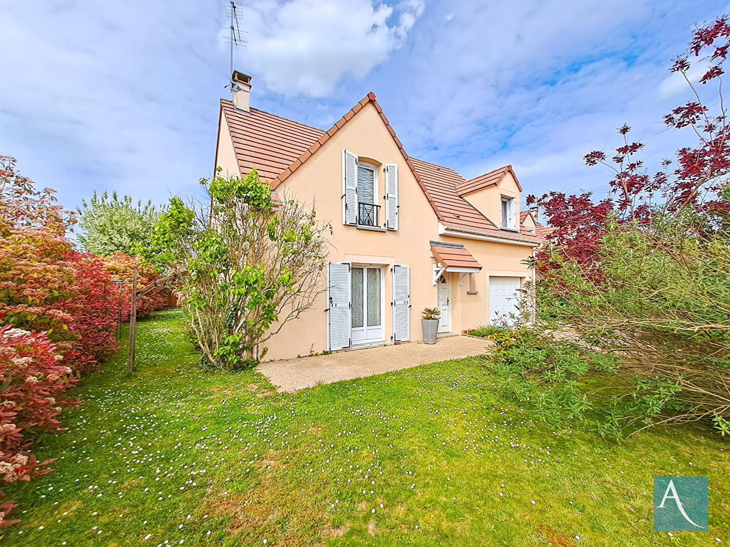 Maison OLLAINVILLE (91340) 5 pi&egrave;ces 117.00 m&sup2;