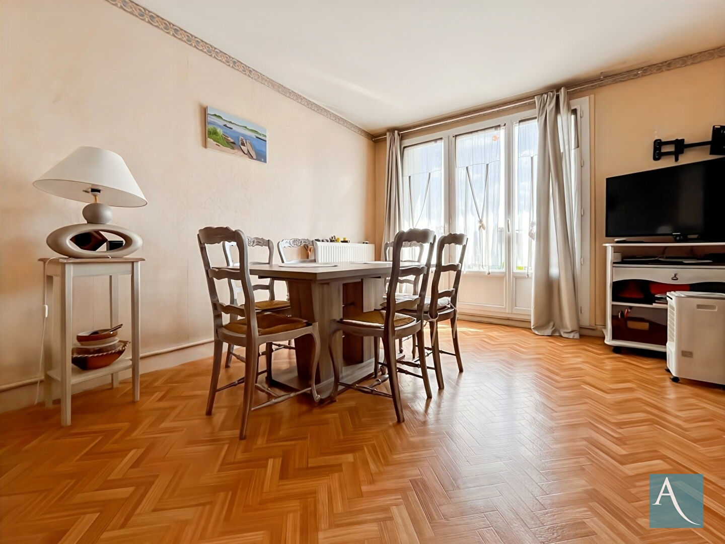 Étampes (91) 119 610 € Appartement 3 pièces , 2 chambres 57.00 m² Voir le bien