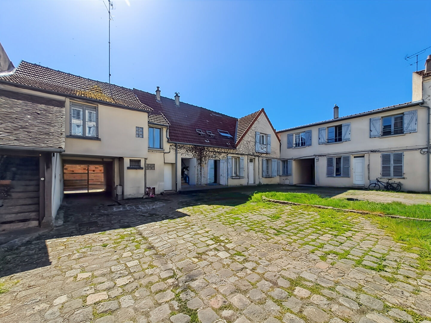 Appartement ARPAJON (91290) 2 pi&egrave;ces 58.70 m&sup2;