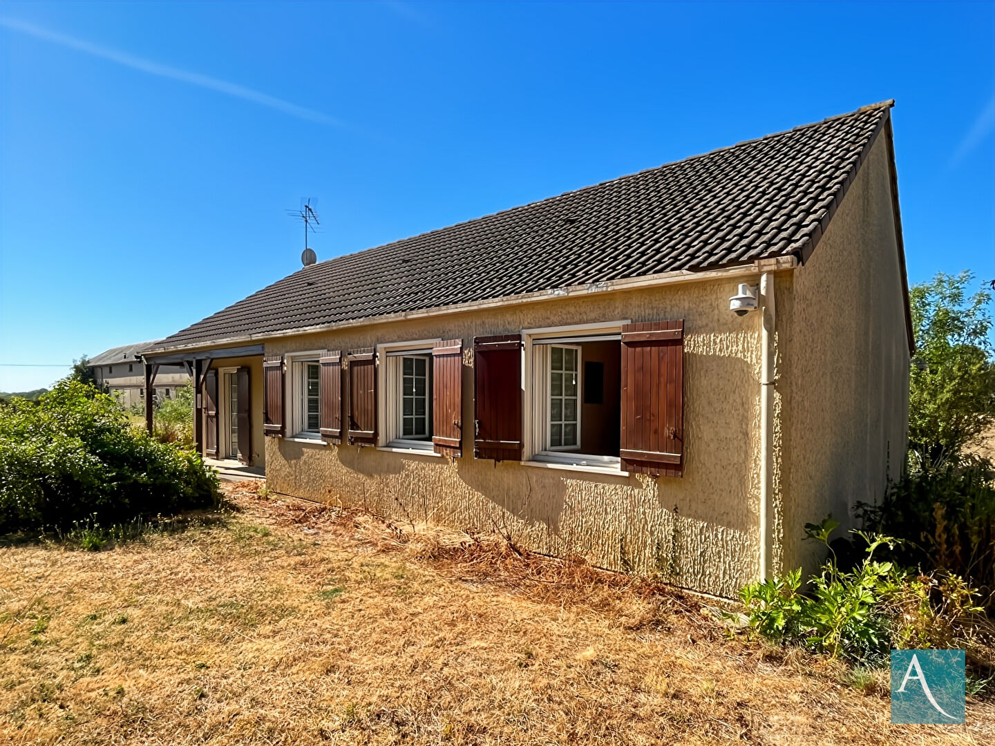 Guillerval (91) Exclusif 192 160 € Maison 6 pièces , 4 chambres 98.57 m² Avec jardin, garage/box Voir le bien