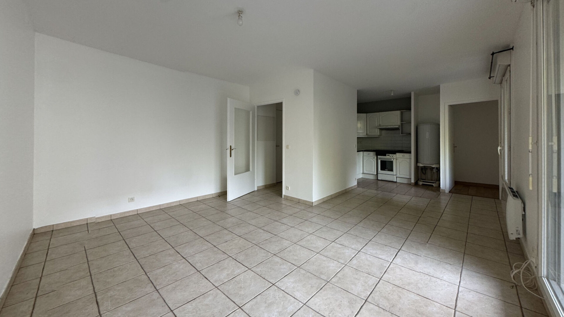 Appartement CORBEIL ESSONNES (91100) 2 pi&egrave;ces 49.14 m&sup2;