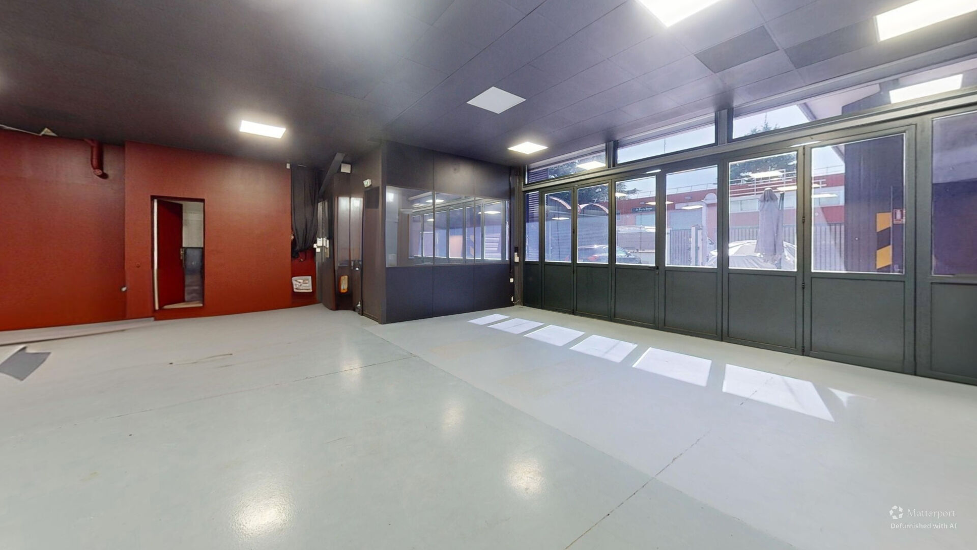 Local commercial VERRIERES LE BUISSON (91370) 243.63 m&sup2;