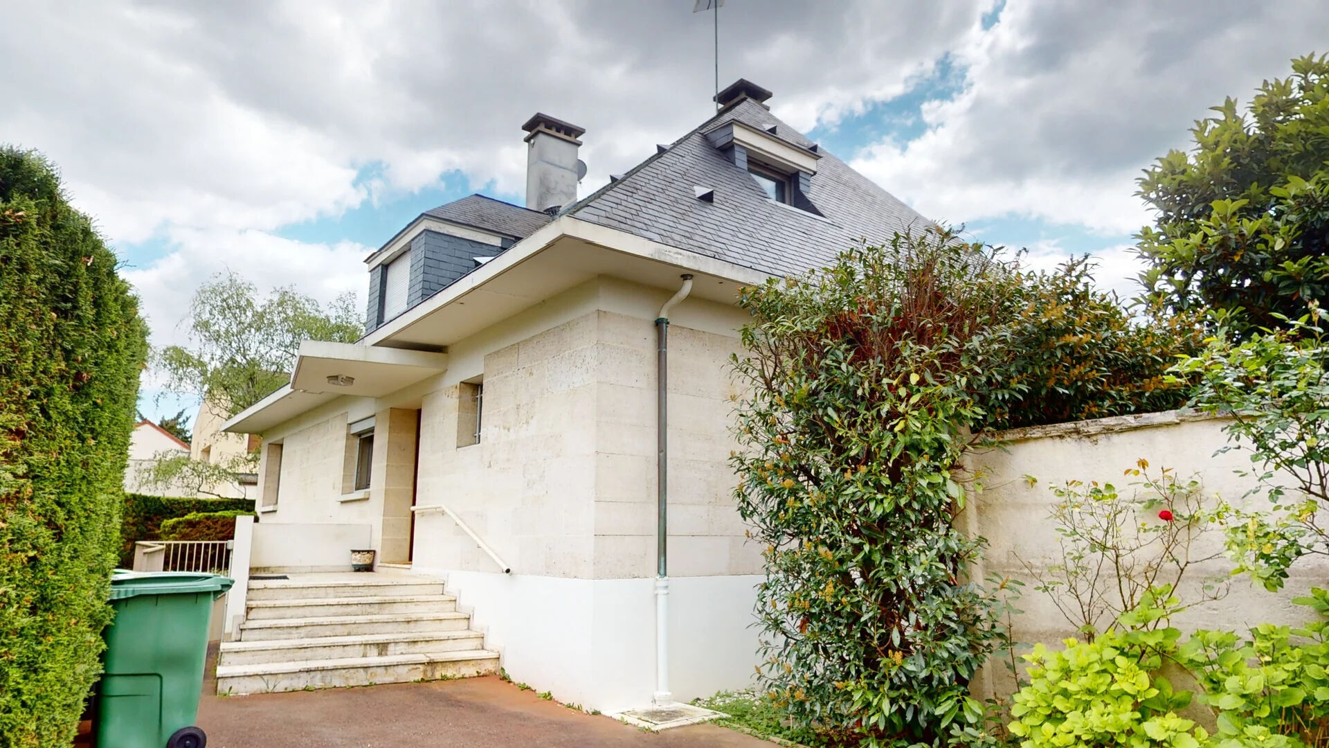 Maison d'architecte L HAY LES ROSES (94240) 9 pièces 285.06 m²