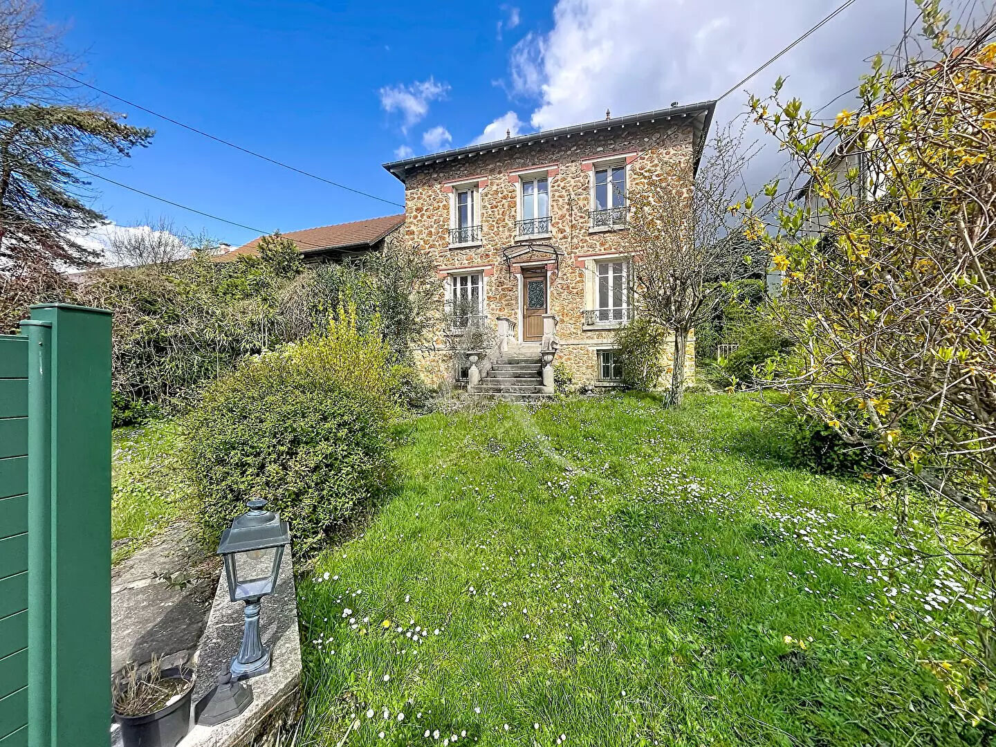 Maison PALAISEAU (91120) 8 pi&egrave;ces 130.00 m&sup2;