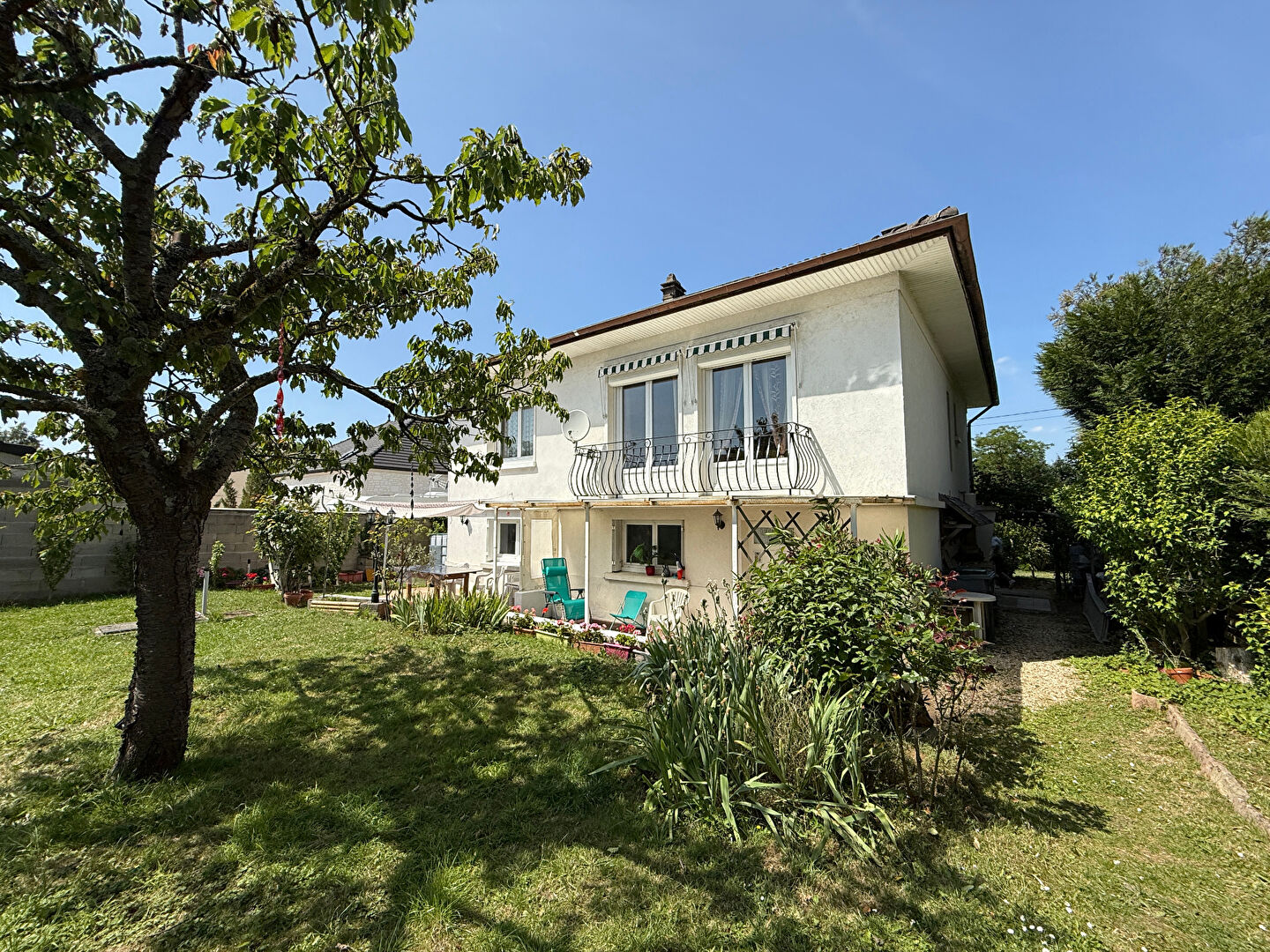 Maison LA VILLE DU BOIS (91620) 6 pièces 110.00 m²