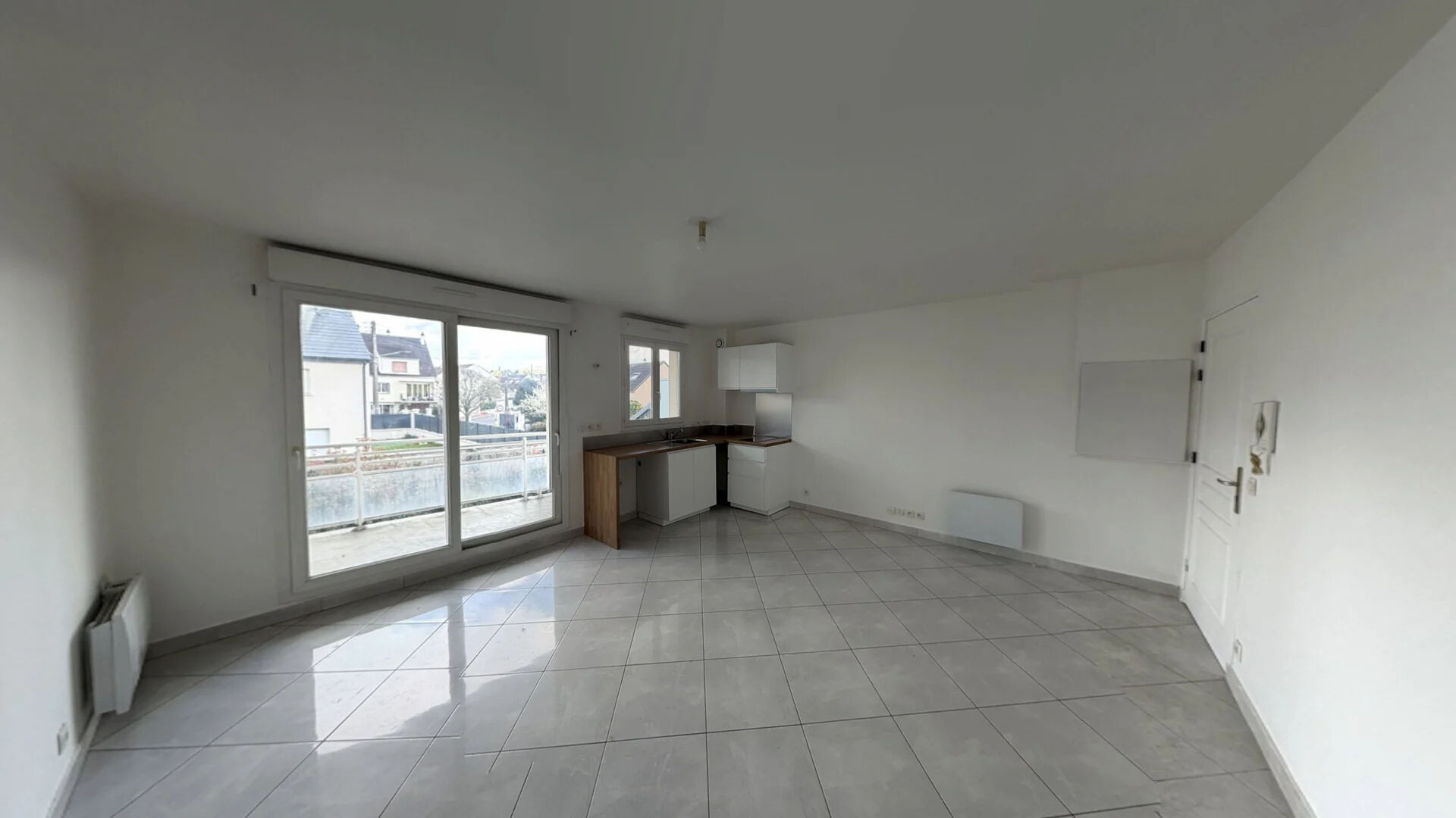 Appartement CHILLY MAZARIN (91380) 1 pi&egrave;ce 43.99 m&sup2;