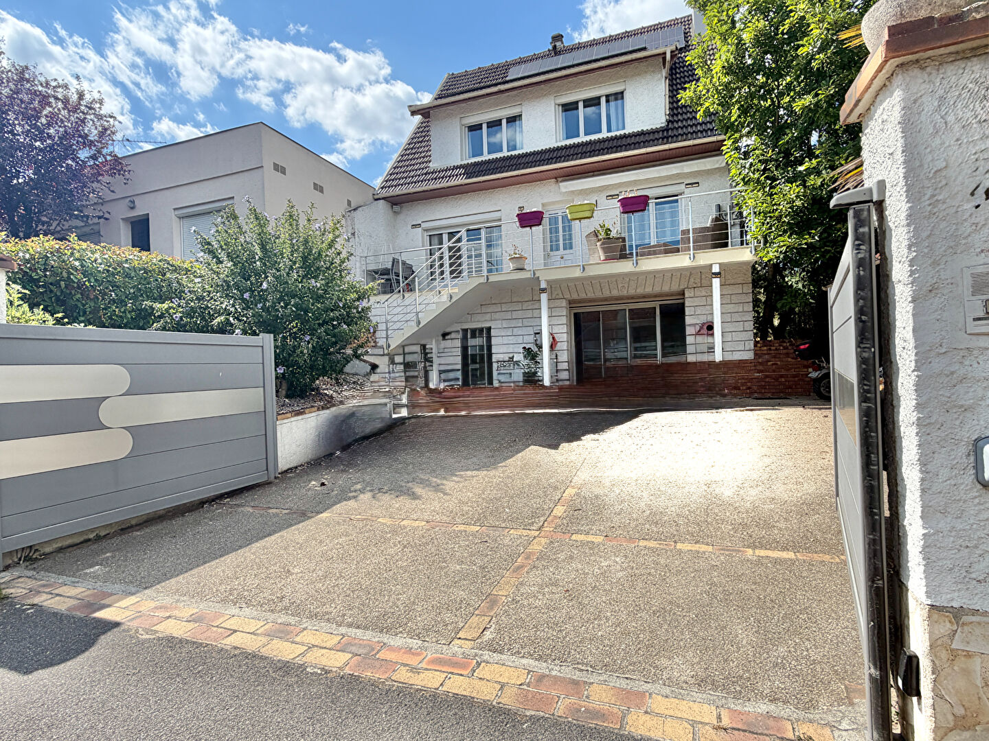 Maison LONGJUMEAU (91160) 10 pi&egrave;ces 162.00 m&sup2;