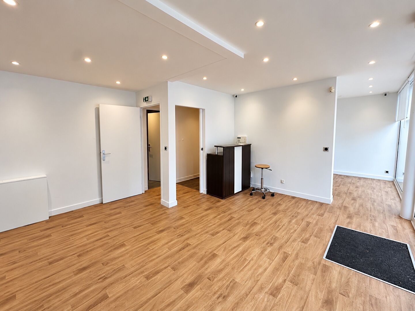 Local commercial CHILLY-MAZARIN (91380) 52.07 m&sup2;