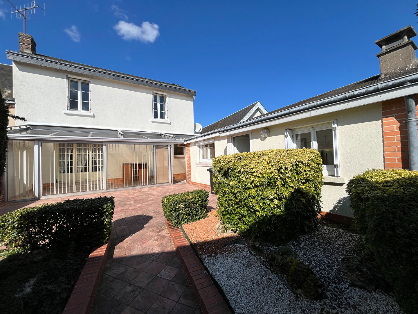 Maison CHATEAU RENAULT (37110) 5 pièces 115.00 m²