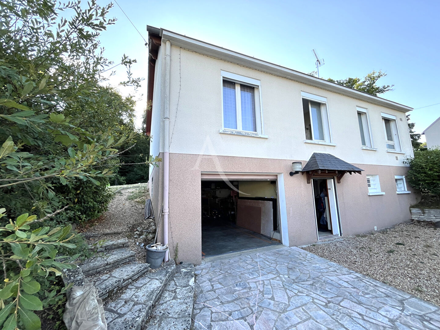 Maison CHATEAU RENAULT (37110) 4 pièces 92.00 m²