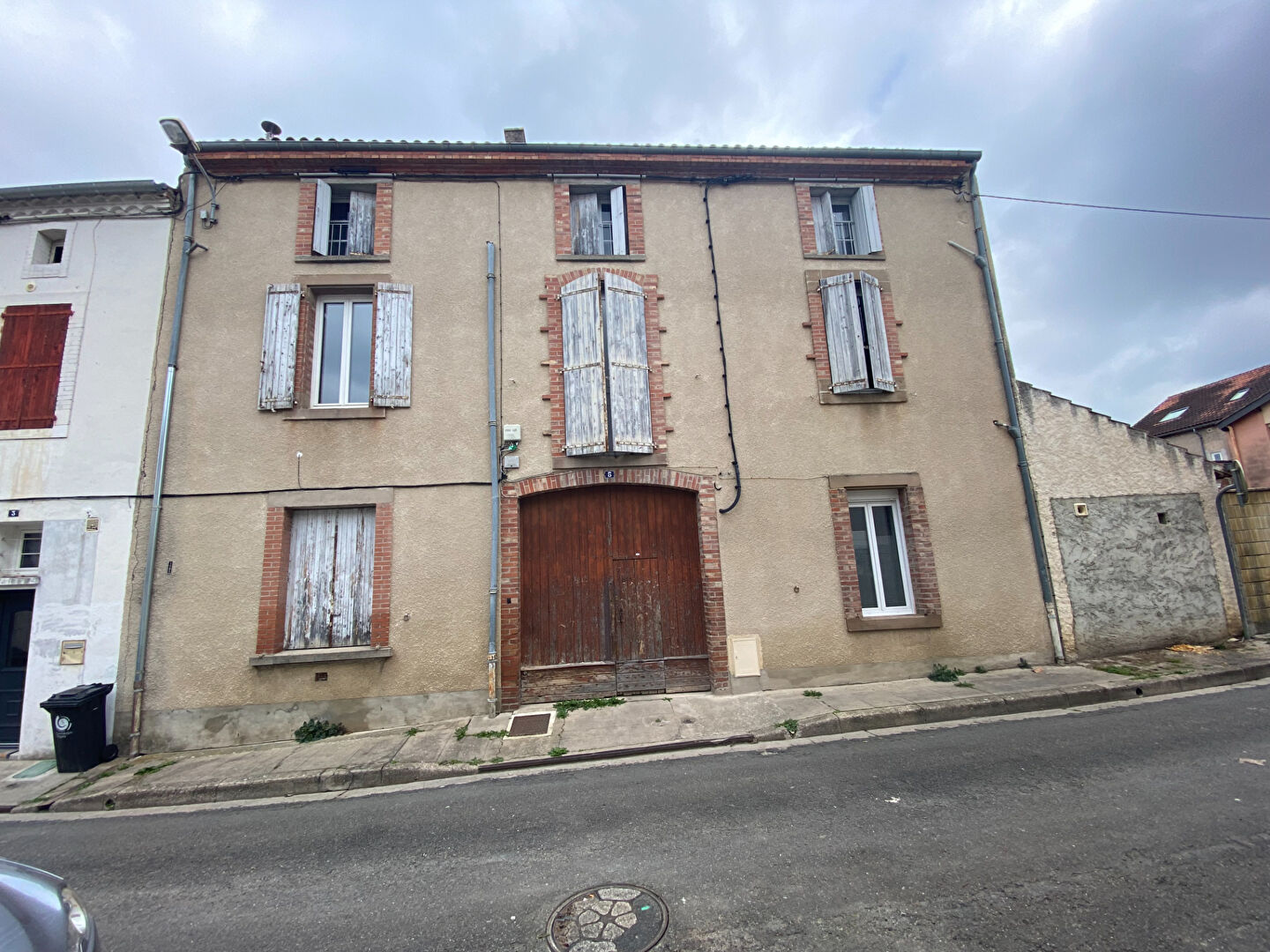 Immeuble CARMAUX (81400) 8 pièces 177.15 m²