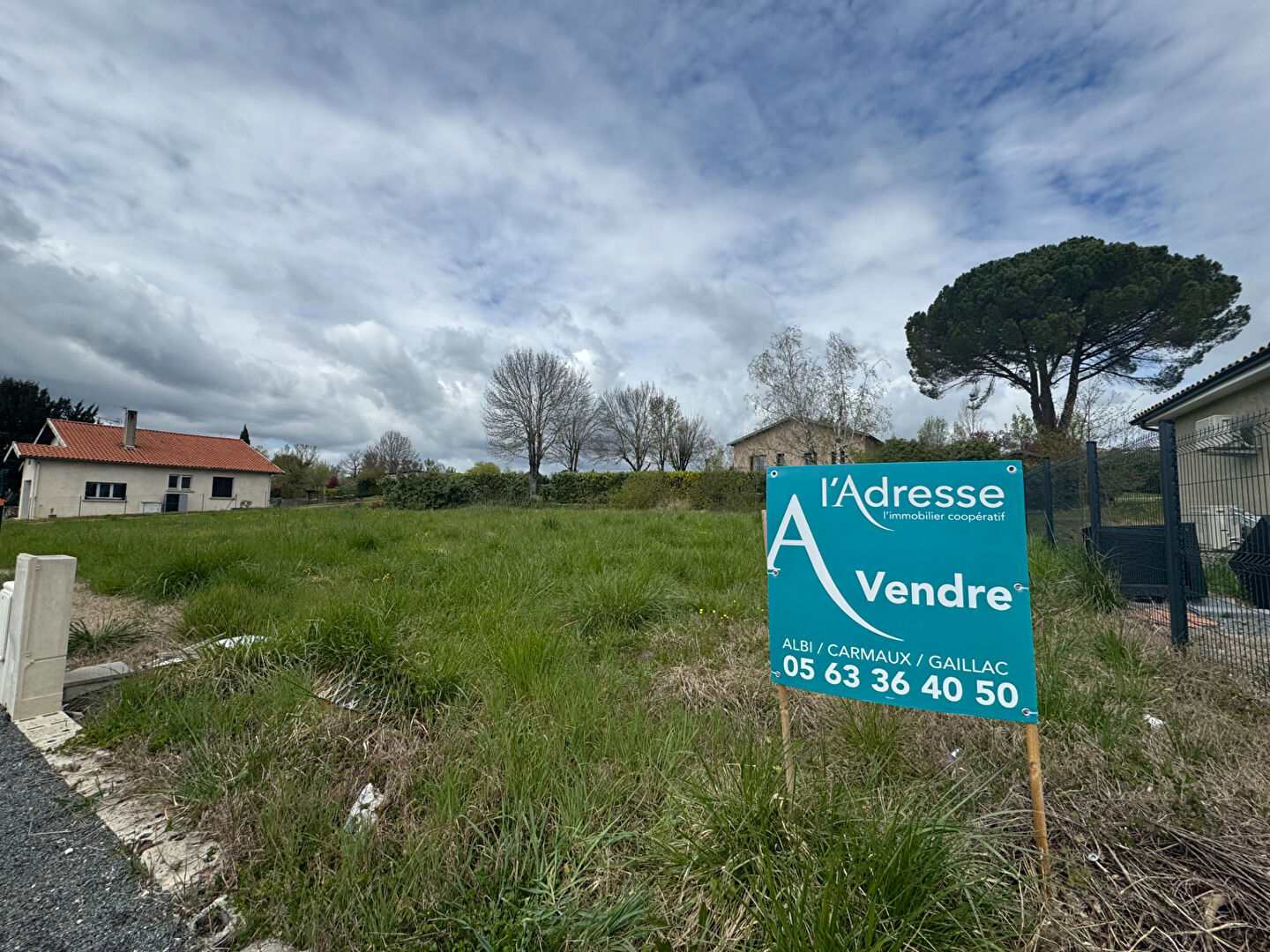 Terrain SENOUILLAC (81600) 750.00 m&sup2;