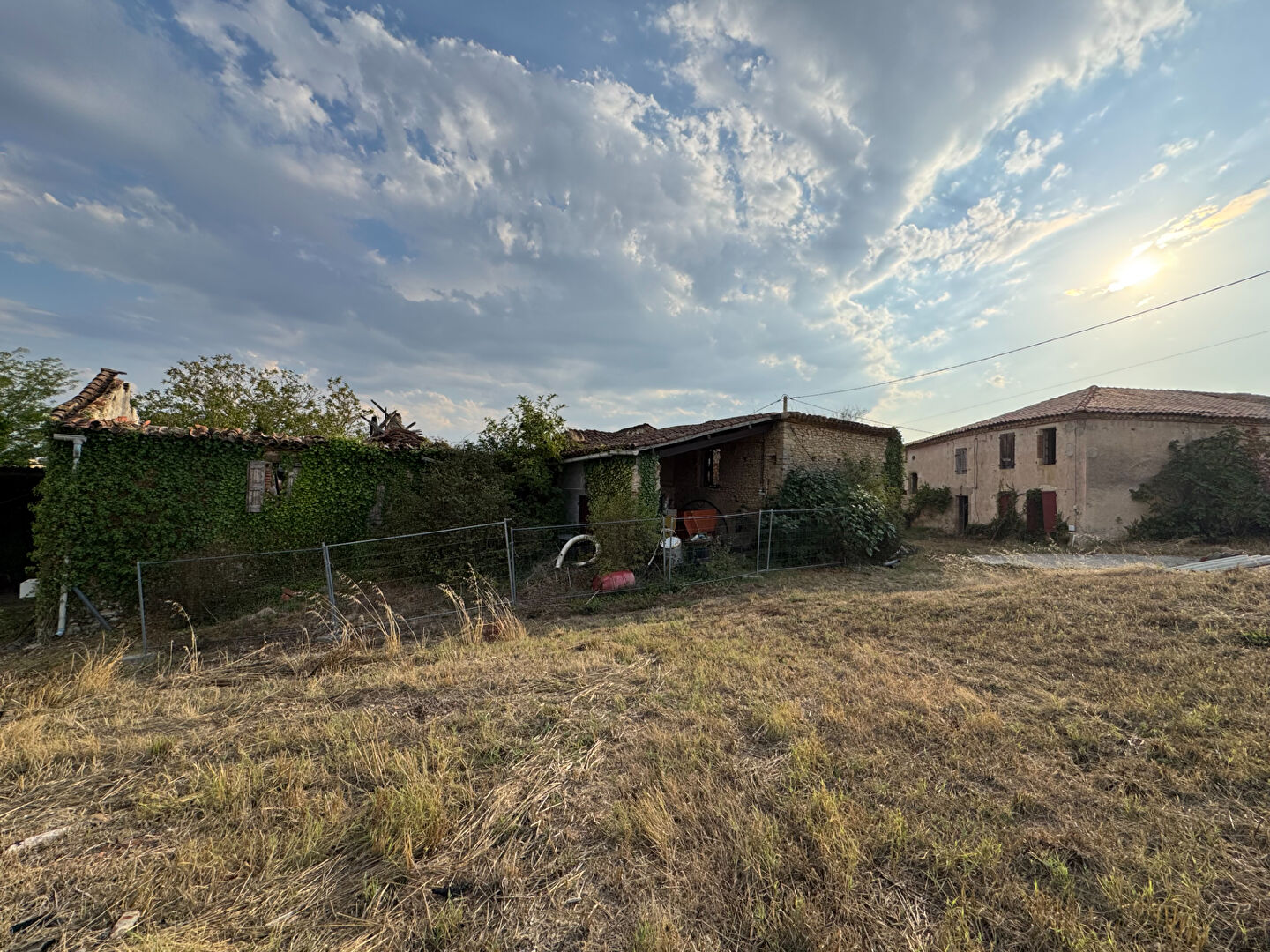 Maison FLORENTIN (81150) 7 pi&egrave;ces 466.00 m&sup2;
