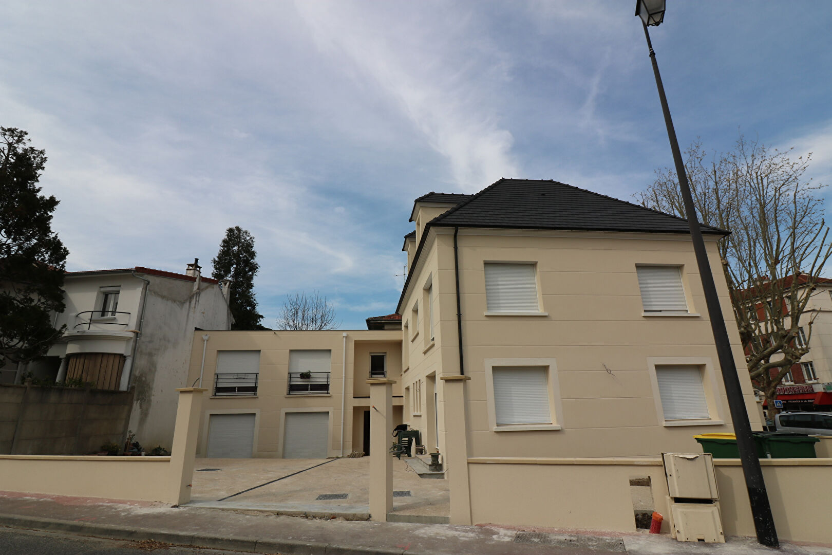 Appartement ANTONY (92160) 2 pi&egrave;ces 58.00 m&sup2;