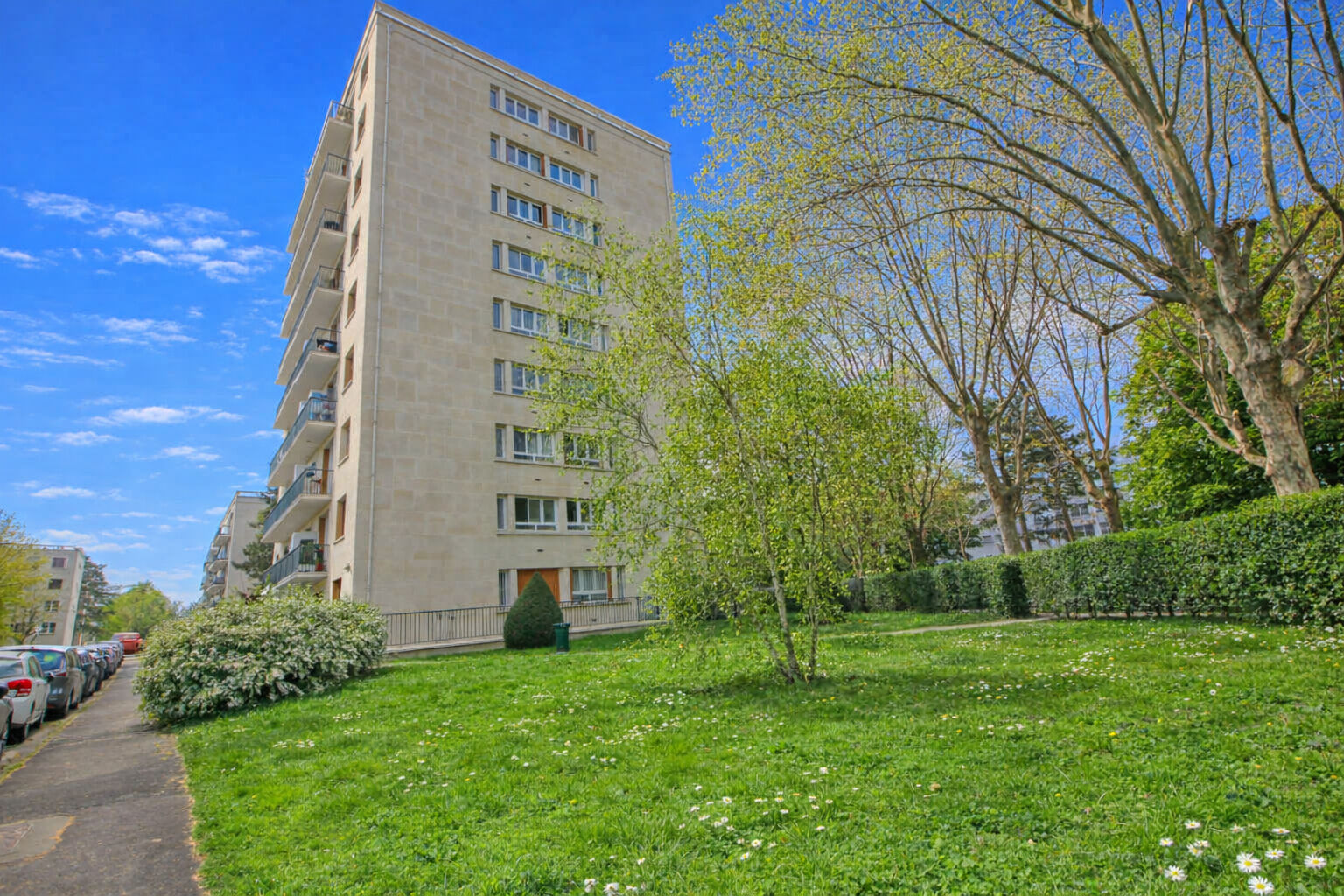 Antony (92) Exclusif 335 000 € Appartement 4 pièces , 2 chambres 76.00 m² Avec balcon Voir le bien