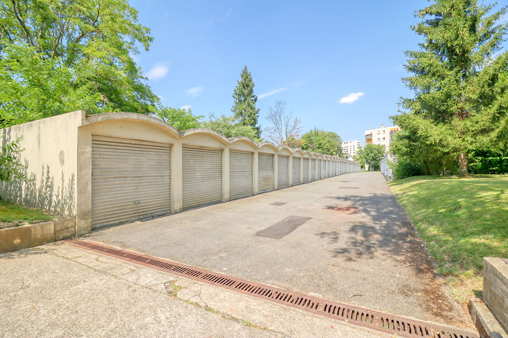 Parking / box ANTONY (92160) 12.00 m&sup2;