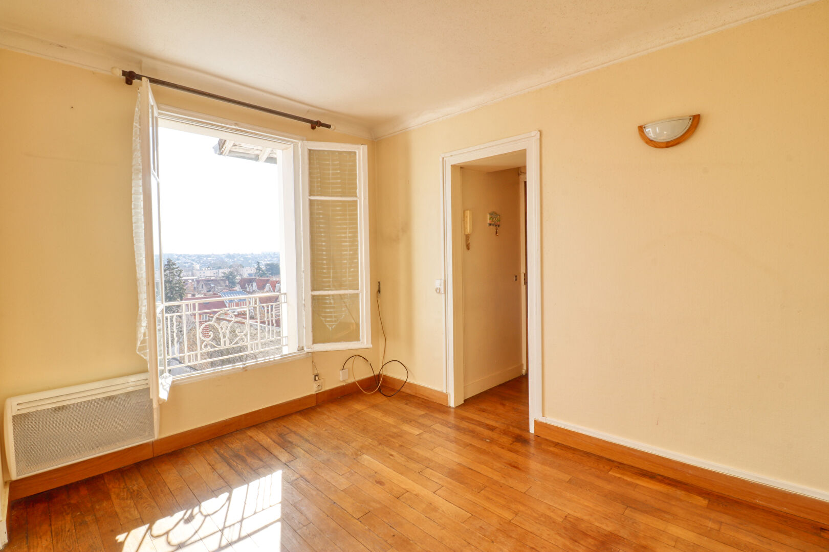 Appartement BOURG LA REINE (92340) 3 pièces 26.74 m²