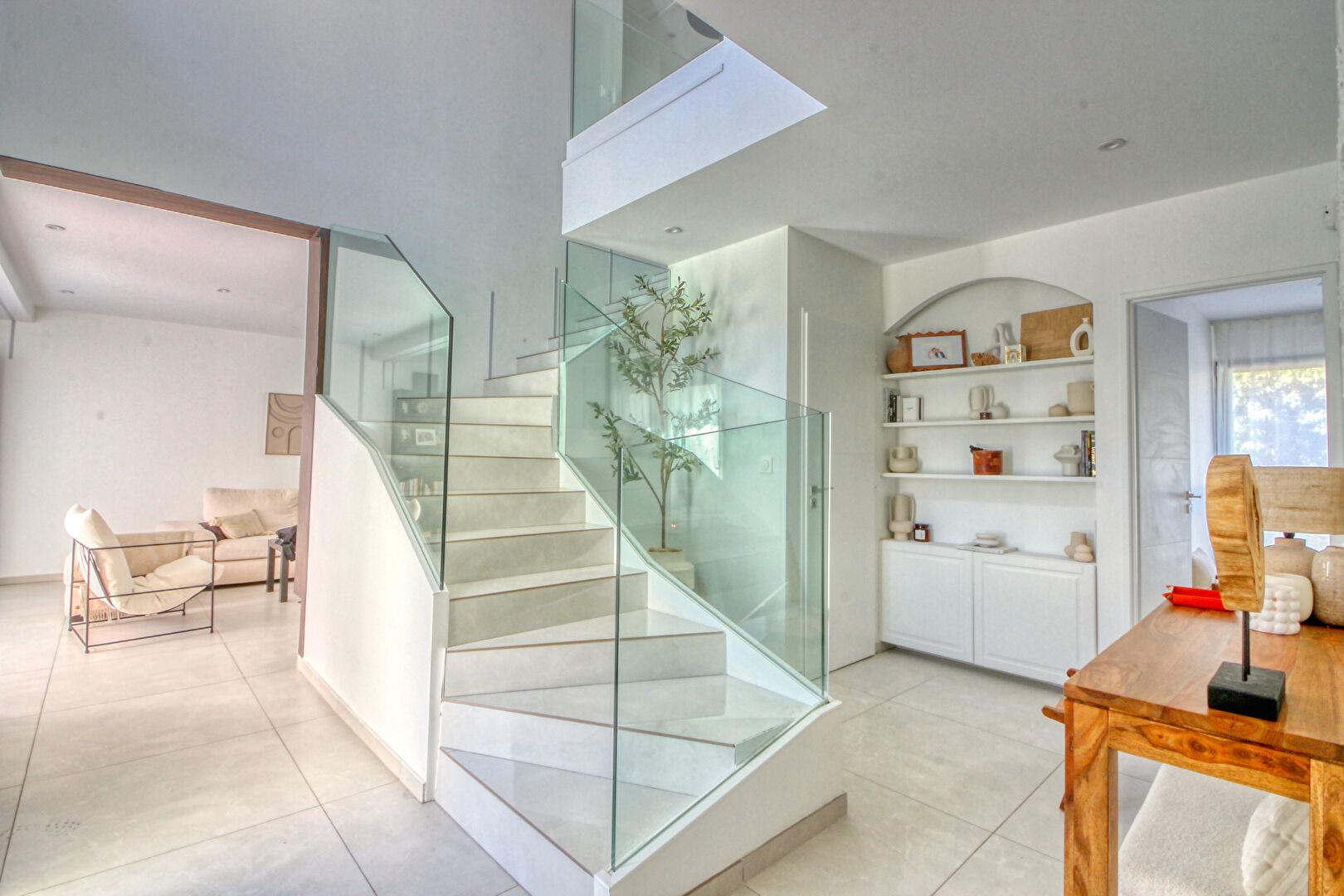 Antony (92) Exclusif 967 200 € Maison 6 pièces , 4 chambres 145.00 m² Avec jardin, terrasse, garage/box