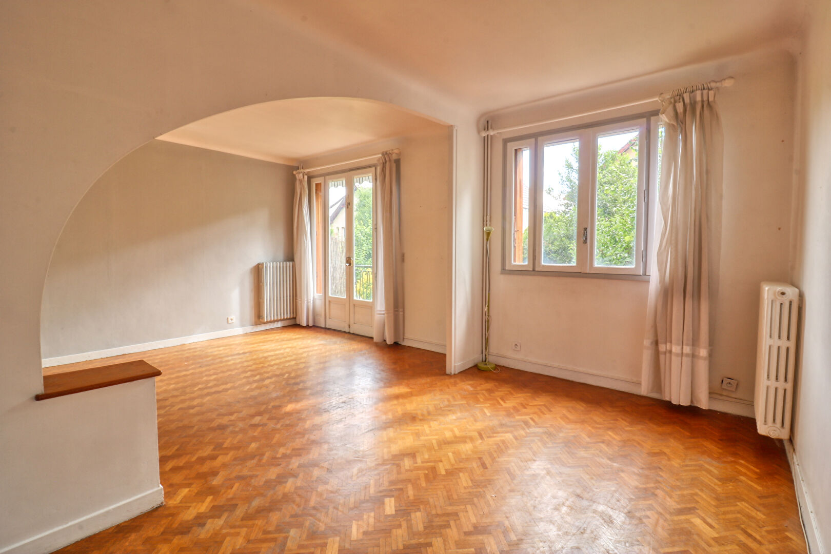 à 3 km de Verrières-le-Buisson Exclusif 483 600 € Maison 5 pièces , 3 chambres 81.21 m² Avec jardin, terrasse, garage/box Voir le bien