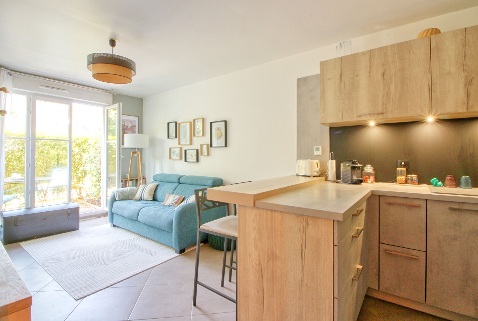 Wissous (91) Exclusif 214 000 € Appartement 2 pièces , 1 chambre 40.00 m² Avec jardin, terrasse Voir le bien