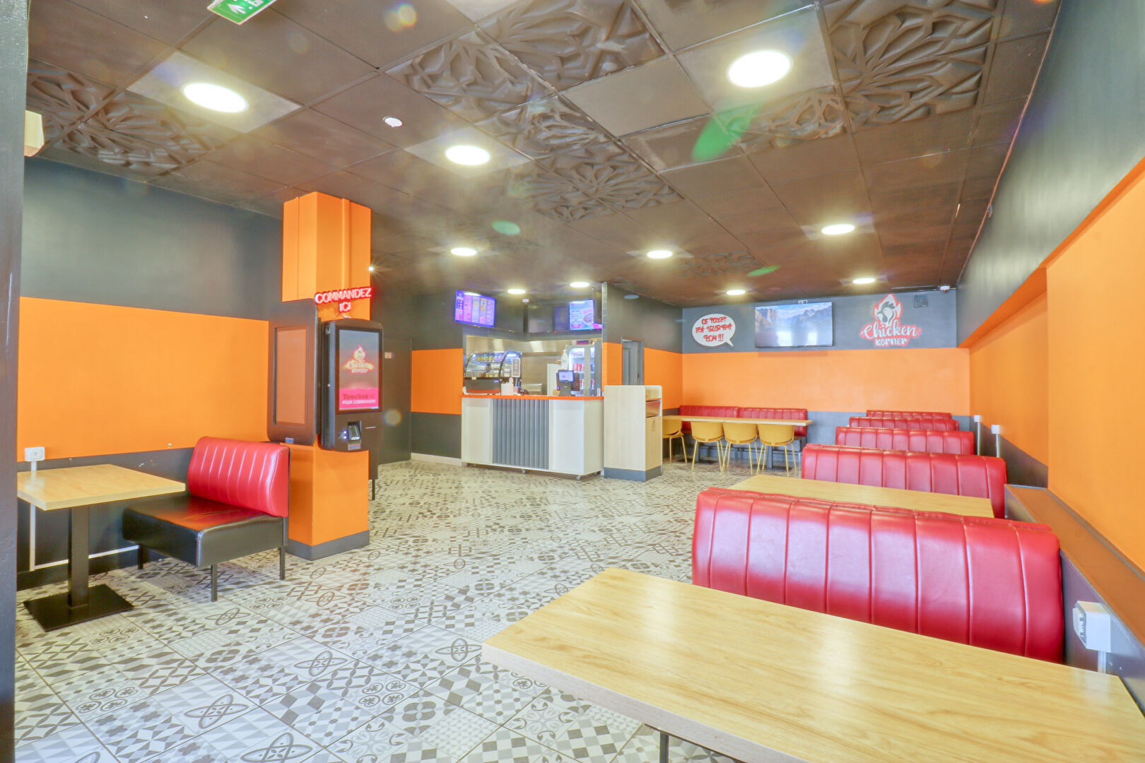 Local commercial LONGJUMEAU (91160) 3 pi&egrave;ces 103.44 m&sup2;