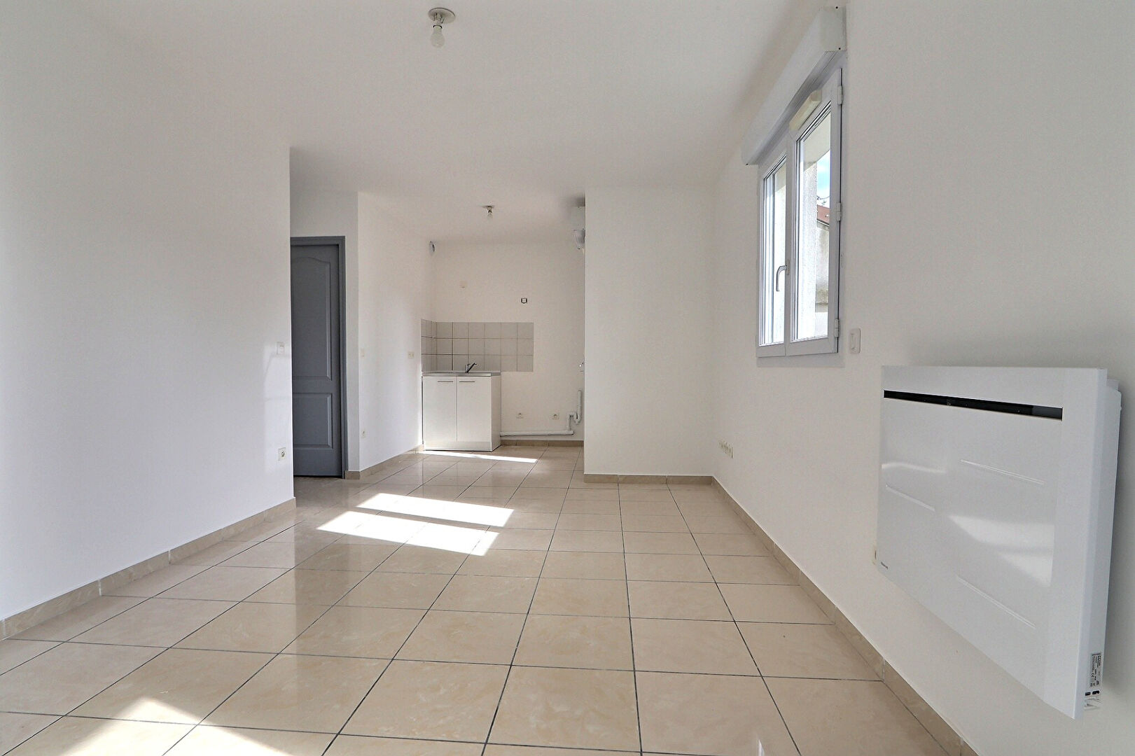 Appartement LE BLANC MESNIL (93150) 1 pièce 25.84 m²