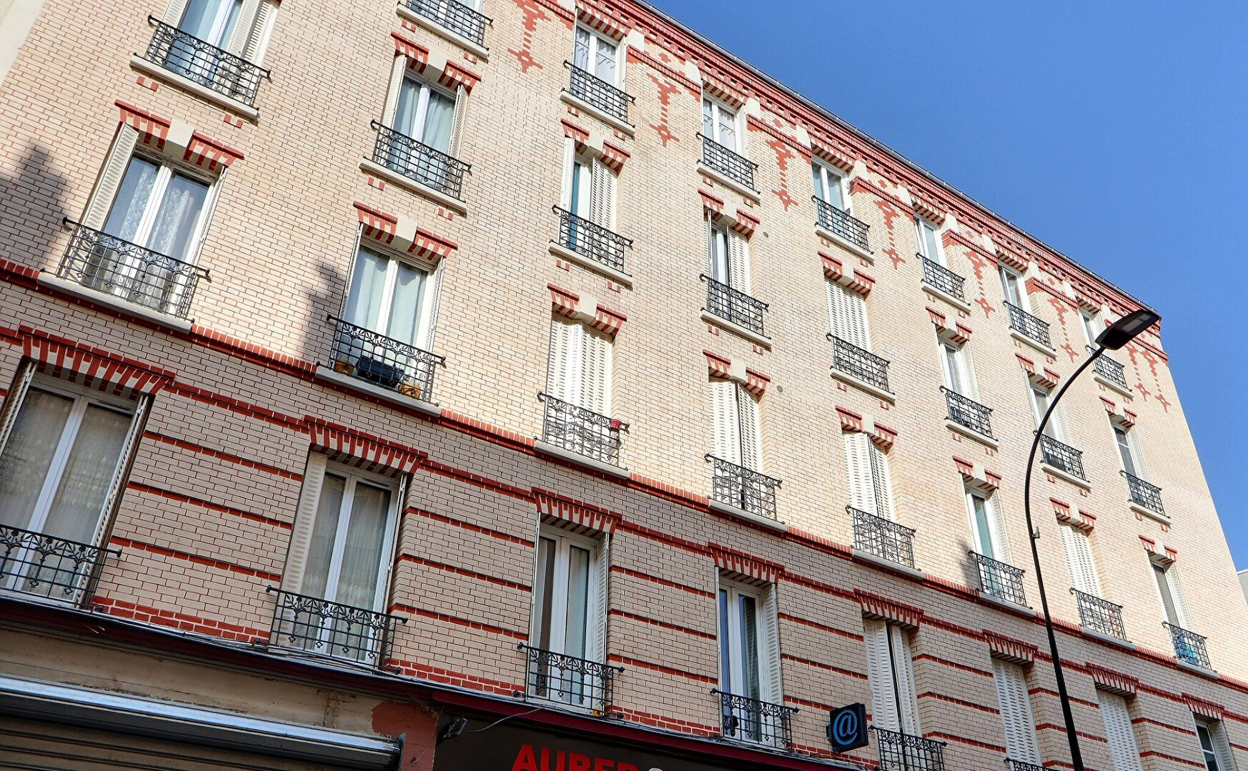 Local commercial AUBERVILLIERS (93300) 58.00 m²