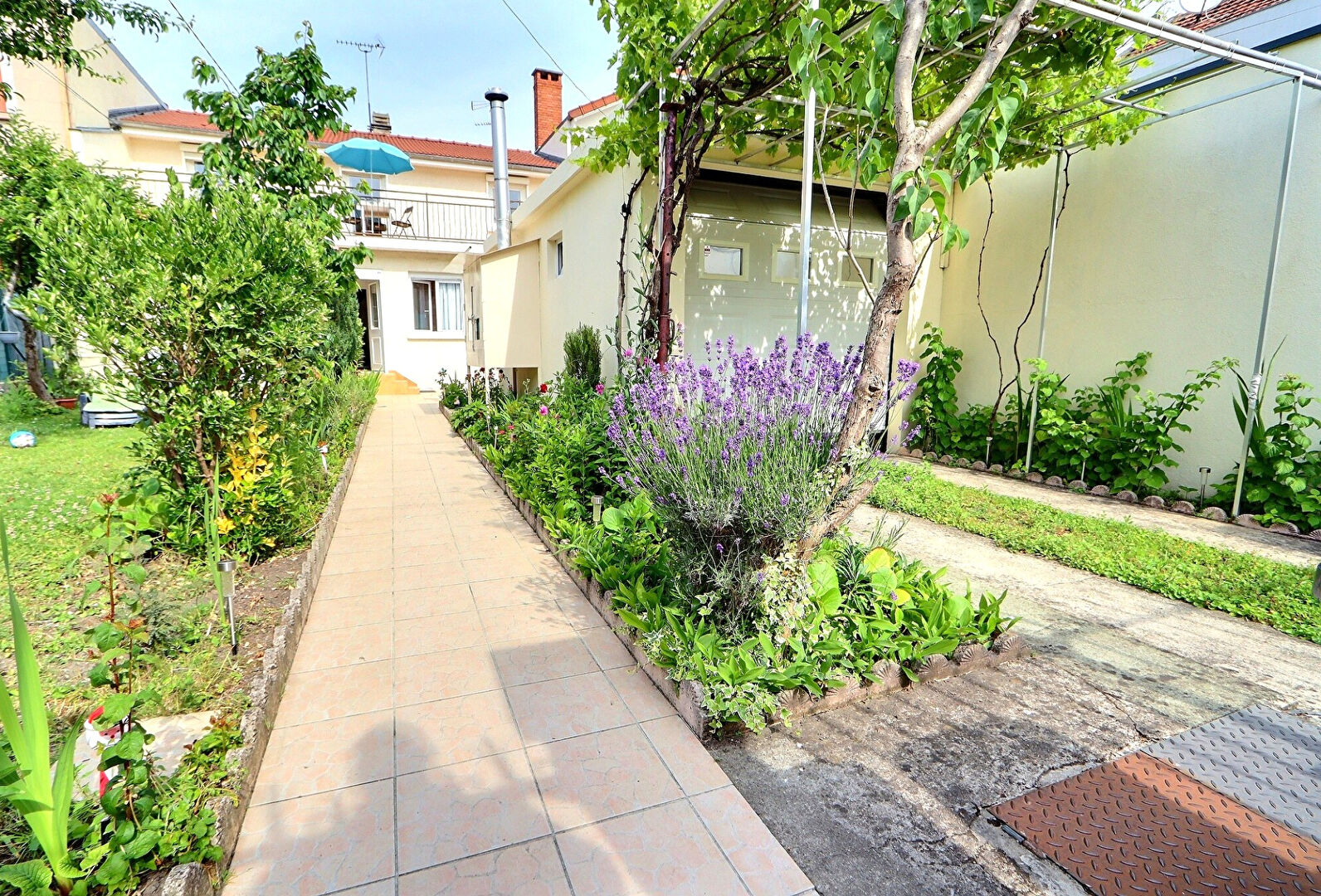 Maison AUBERVILLIERS (93300) 5 pièces 81.22 m²