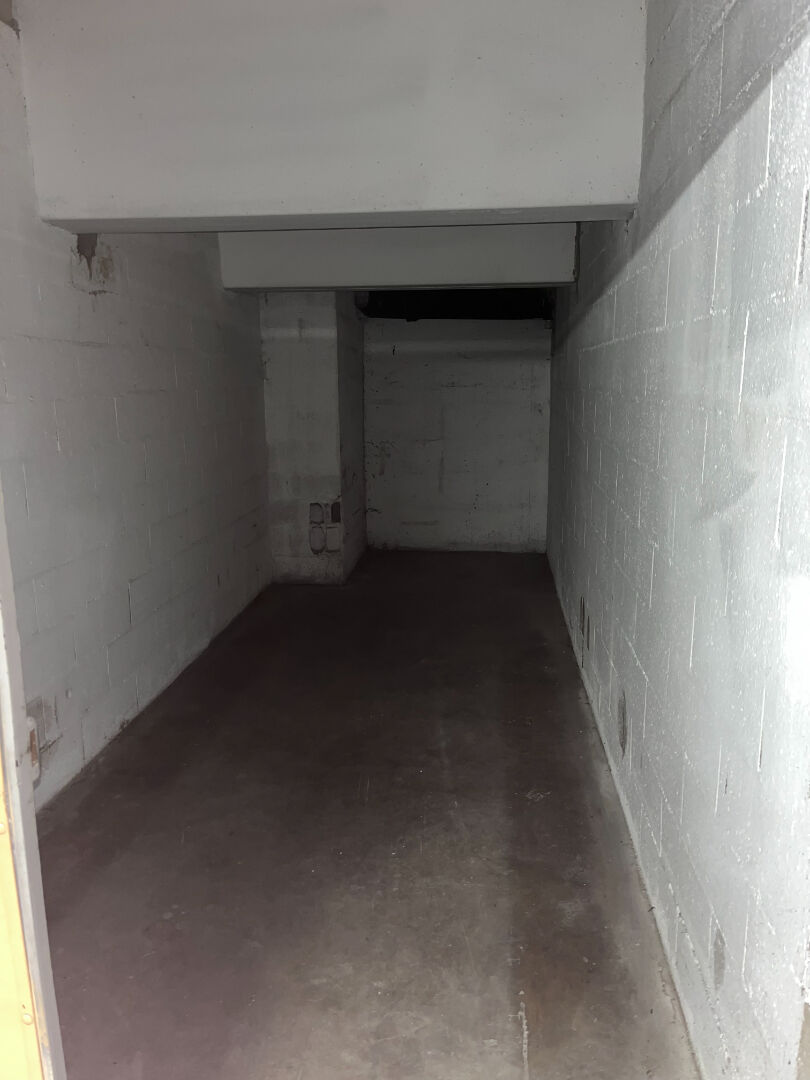 Parking / box AUBERVILLIERS (93300) 11.75 m²