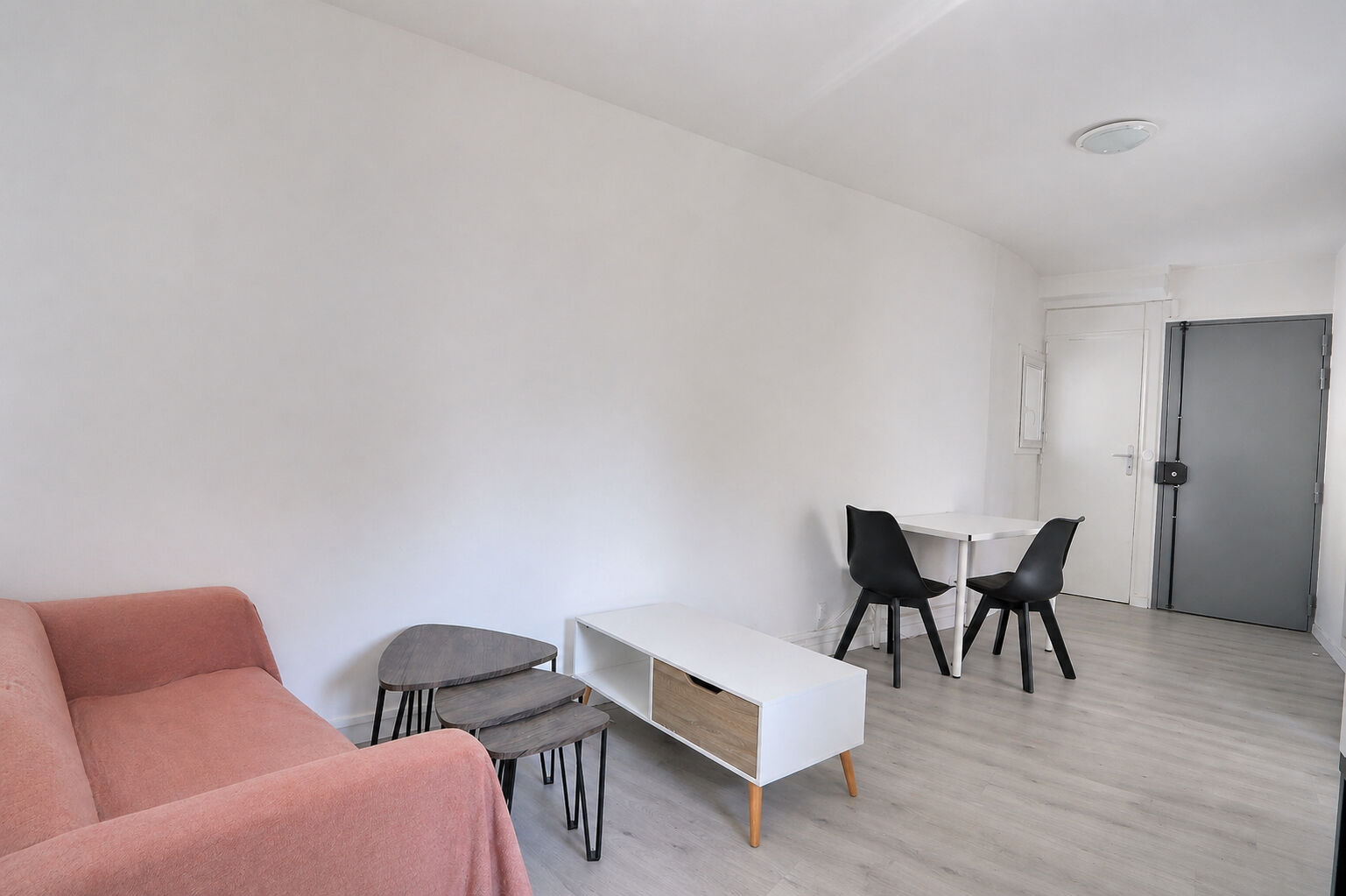 Appartement SAINT DENIS (93200) 2 pi&egrave;ces 30.00 m&sup2;