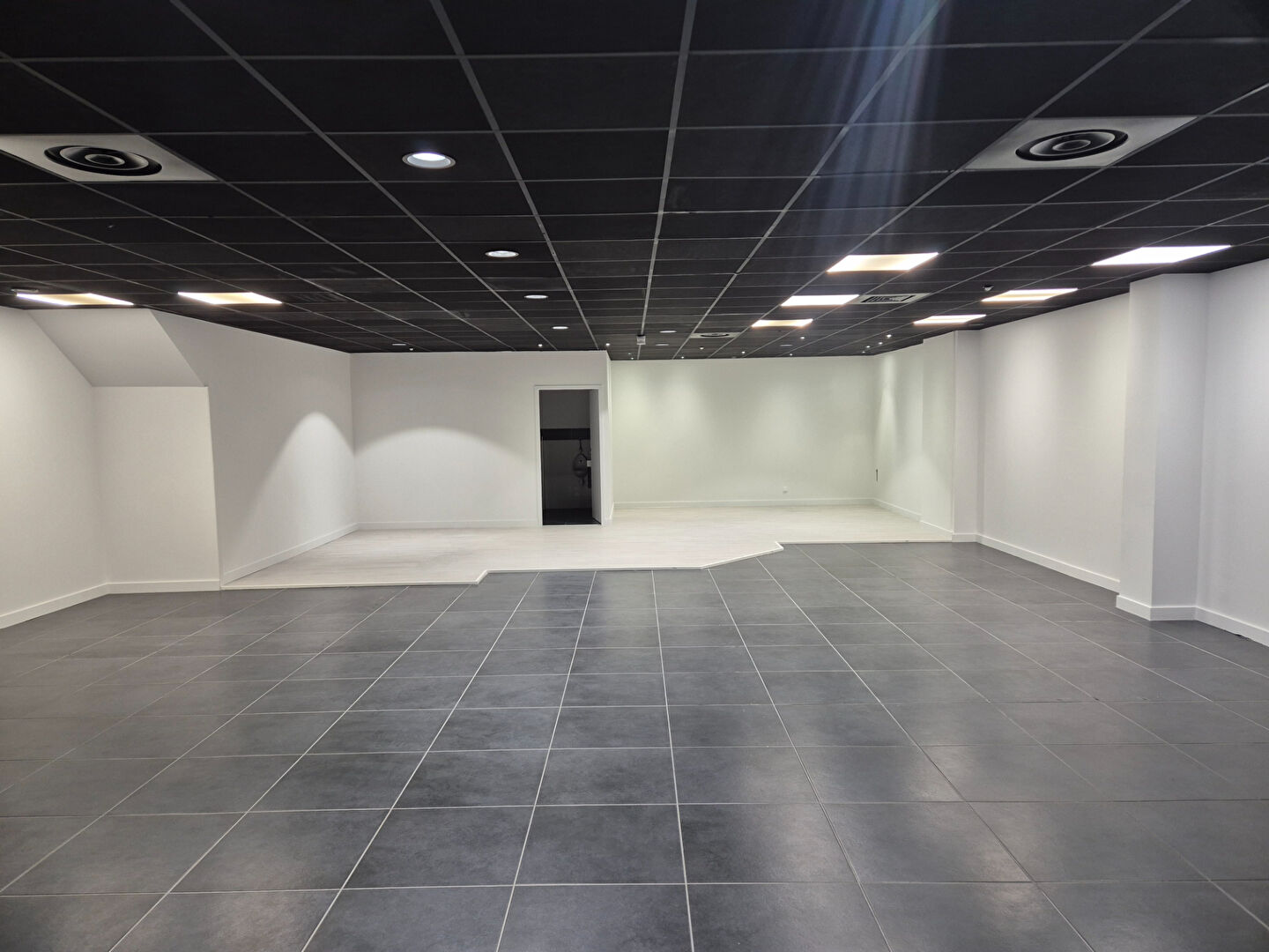 Local commercial NOIRMOUTIER EN L ILE (85330) 230.00 m&sup2;