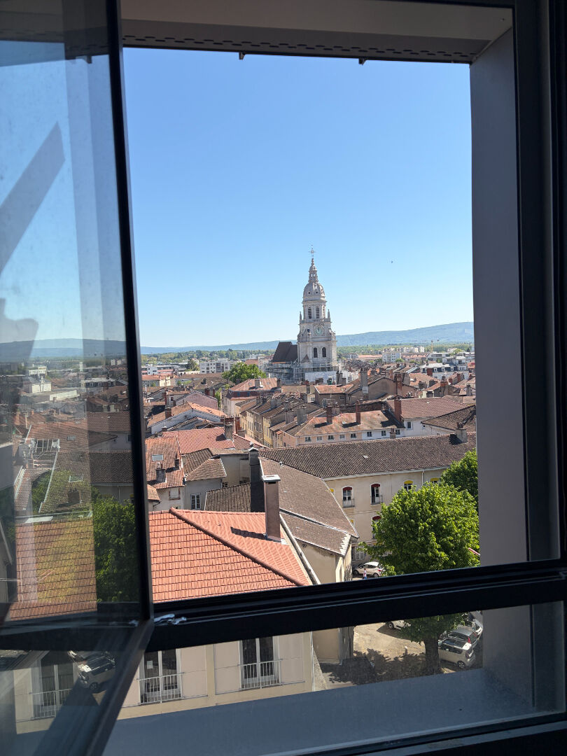 Appartement BOURG EN BRESSE (01000) 4 pi&egrave;ces 93.55 m&sup2;