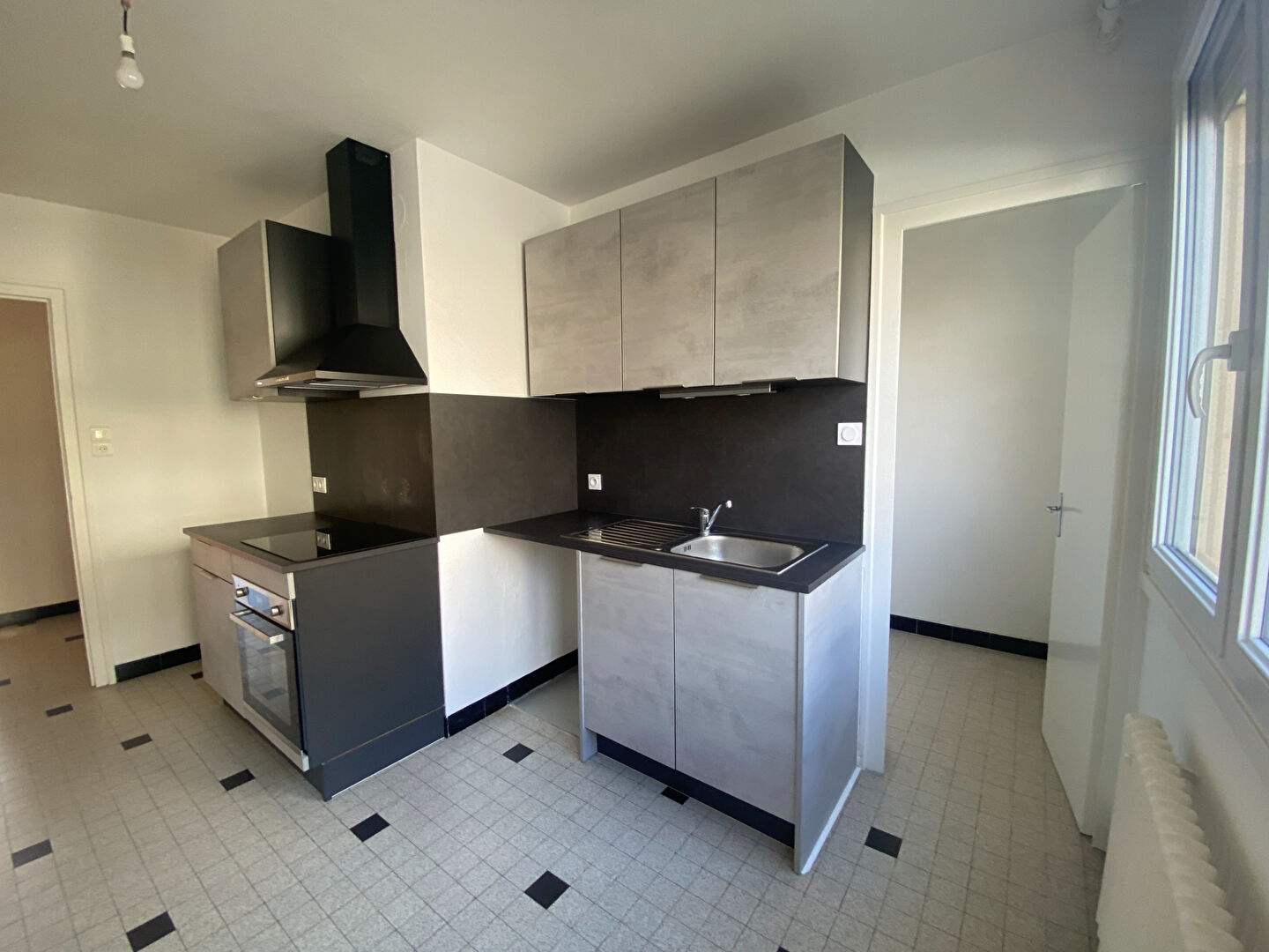 Appartement BOURG EN BRESSE (01000) 4 pièces 98.06 m²