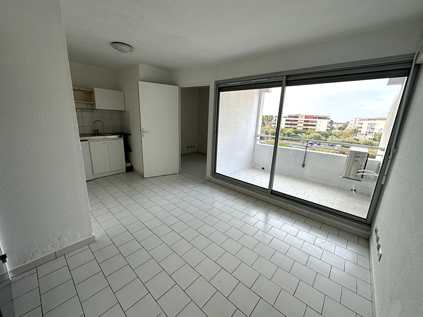 Appartement SETE (34200) 1 pièce 26.40 m²