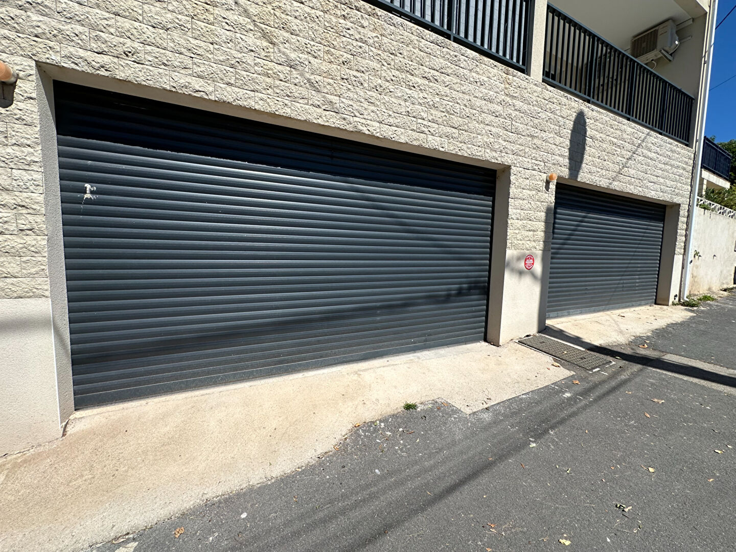 Parking / box BALARUC LES BAINS (34540) 120.00 m&sup2;