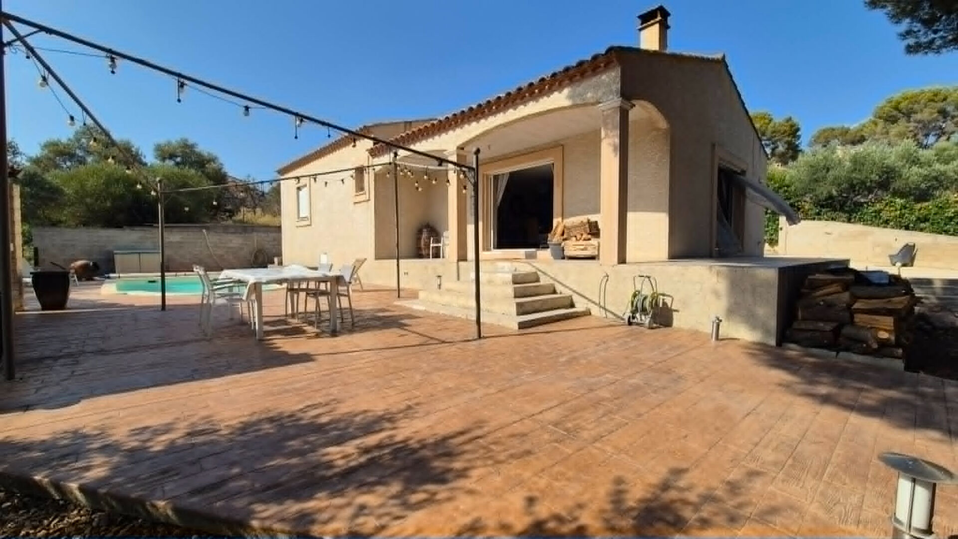 Maison POUSSAN (34560) 4 pi&egrave;ces 120.00 m&sup2;