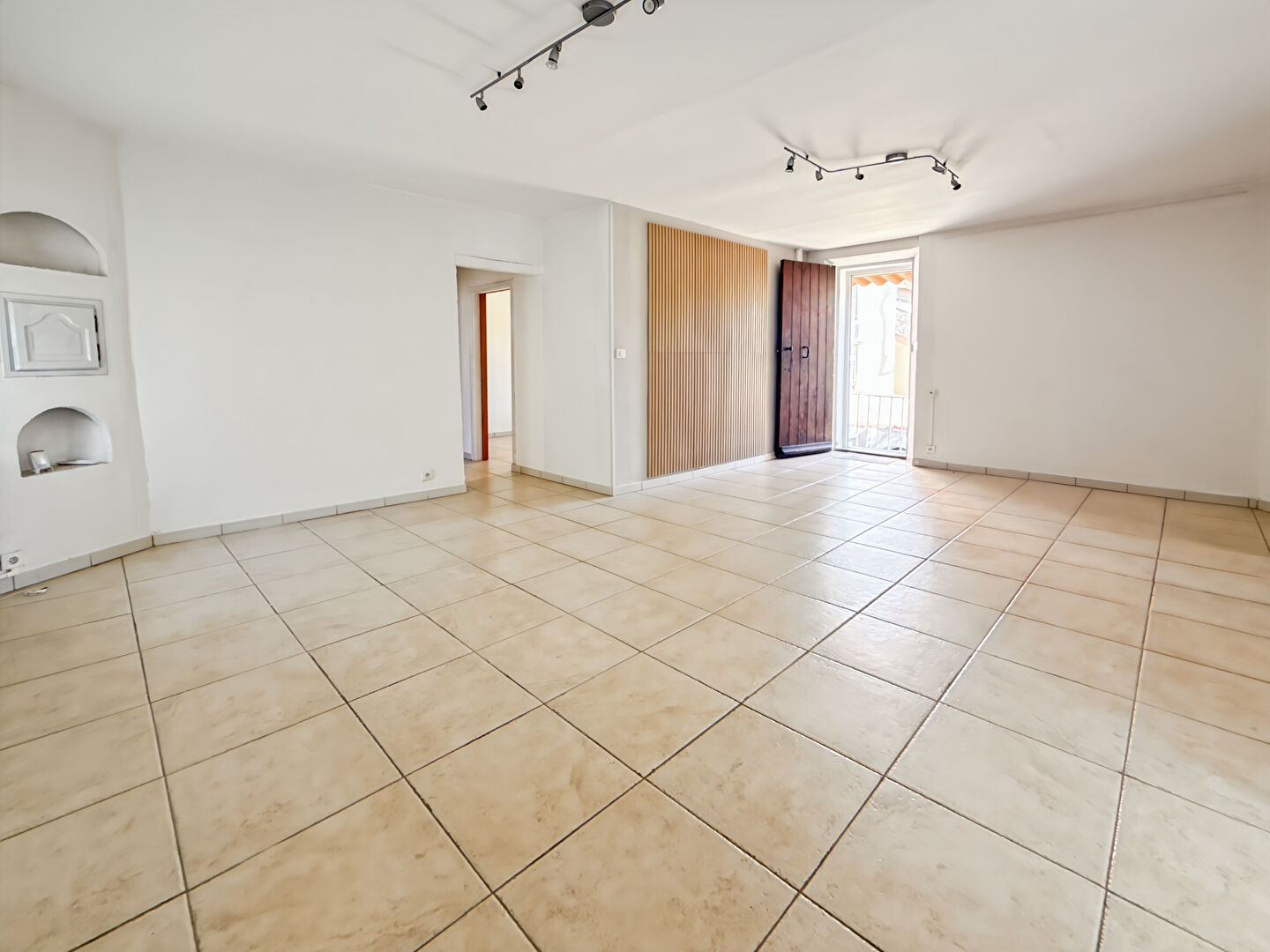 Appartement LE PRADET (83220) 4 pi&egrave;ces 95.77 m&sup2;